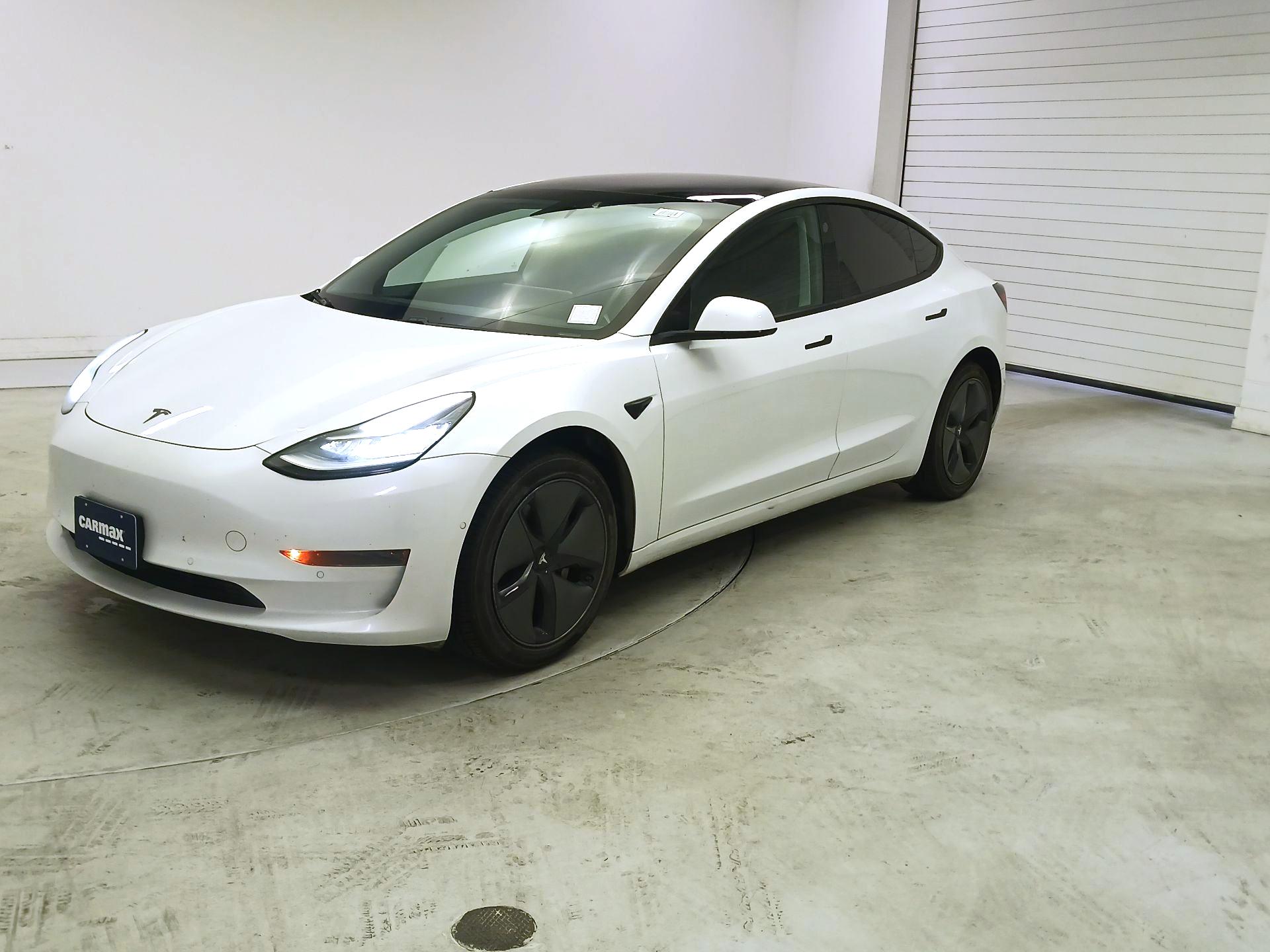 Thumbnail: 2020 Tesla Model 3 - 3