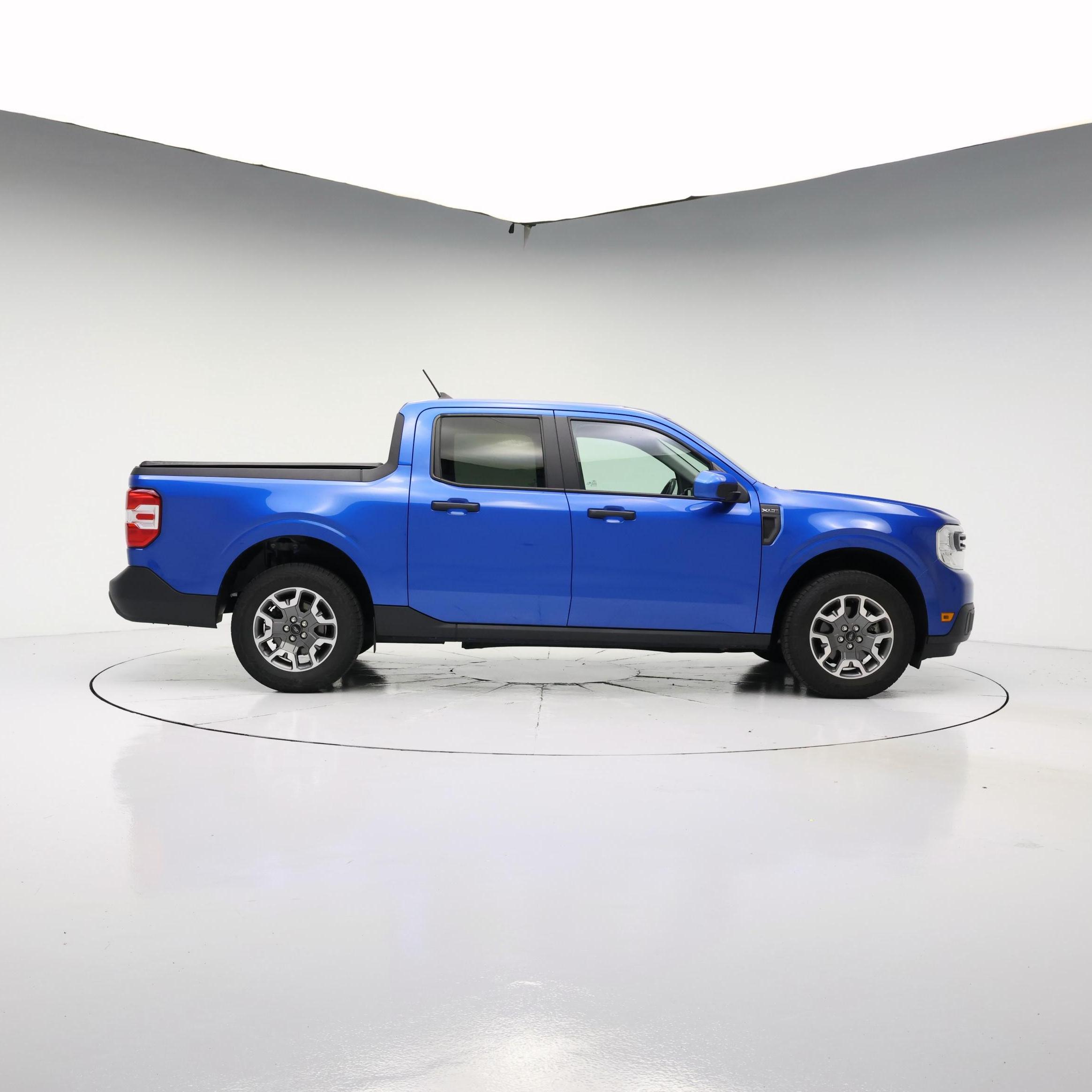 Thumbnail: 2022 Ford Maverick - 3