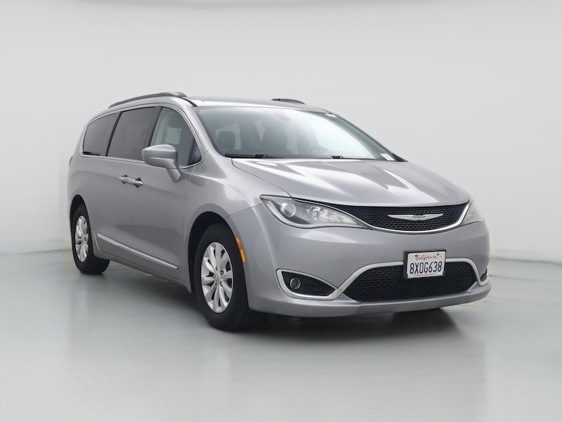 2017 Chrysler Pacifica Touring L -
                  None CA
