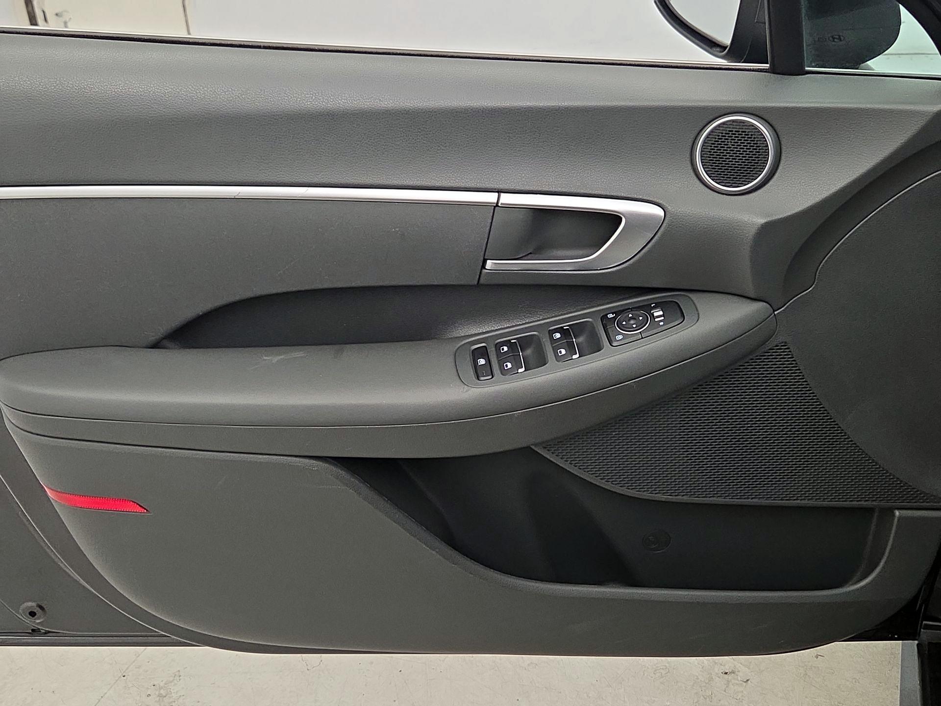 Thumbnail: 2021 Hyundai Sonata - 12