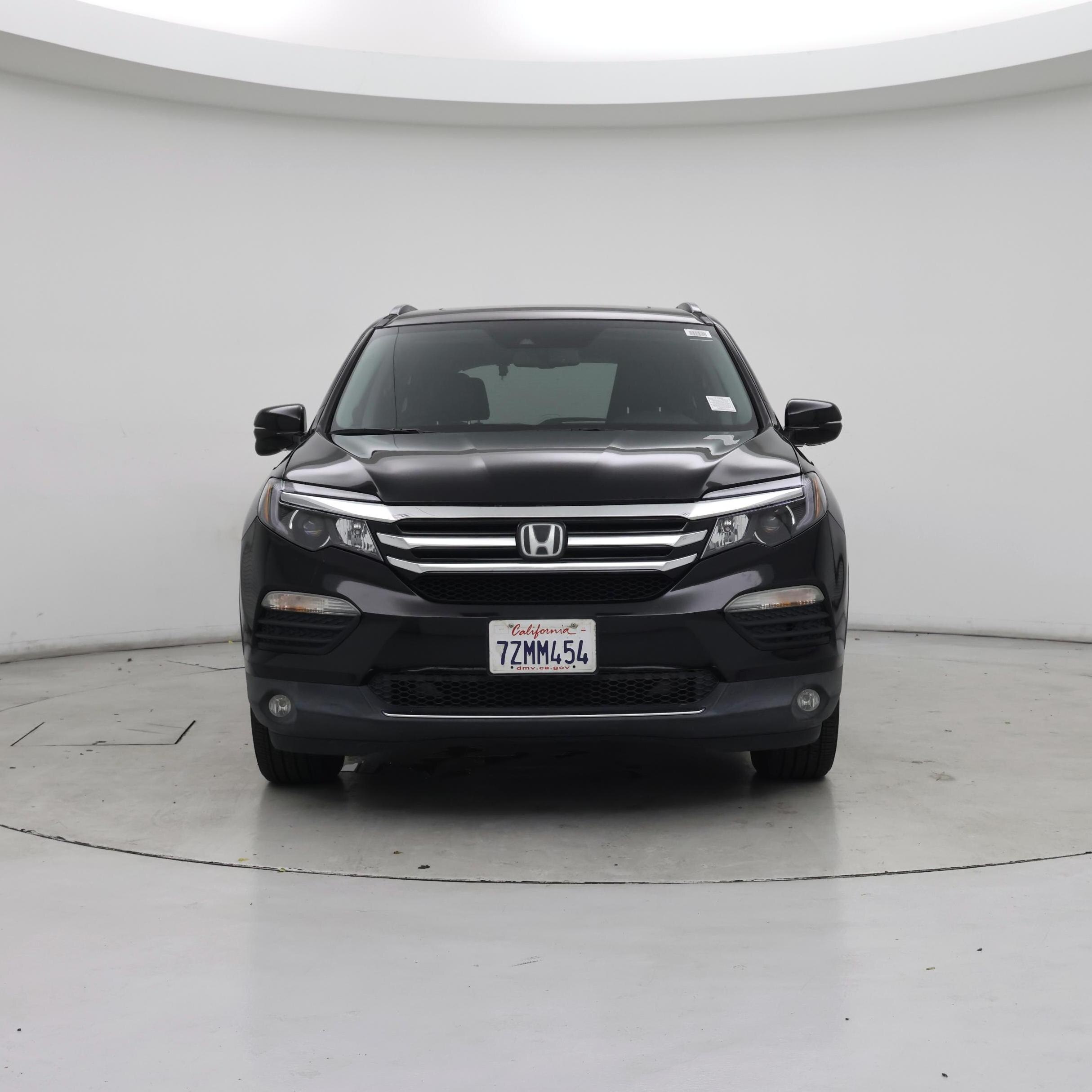 Thumbnail: 2017 Honda Pilot - 5