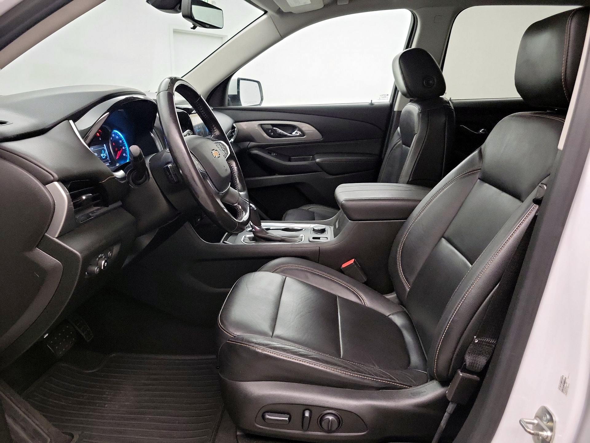 Thumbnail: 2019 Chevrolet Traverse - 11