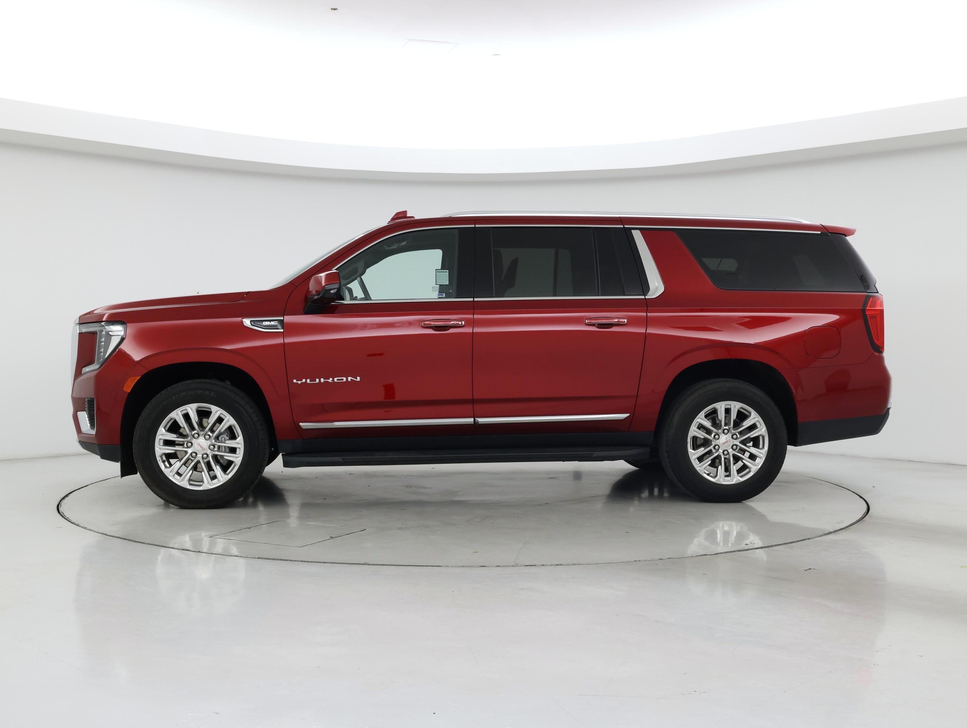 Thumbnail: 2021 GMC Yukon XL - 3