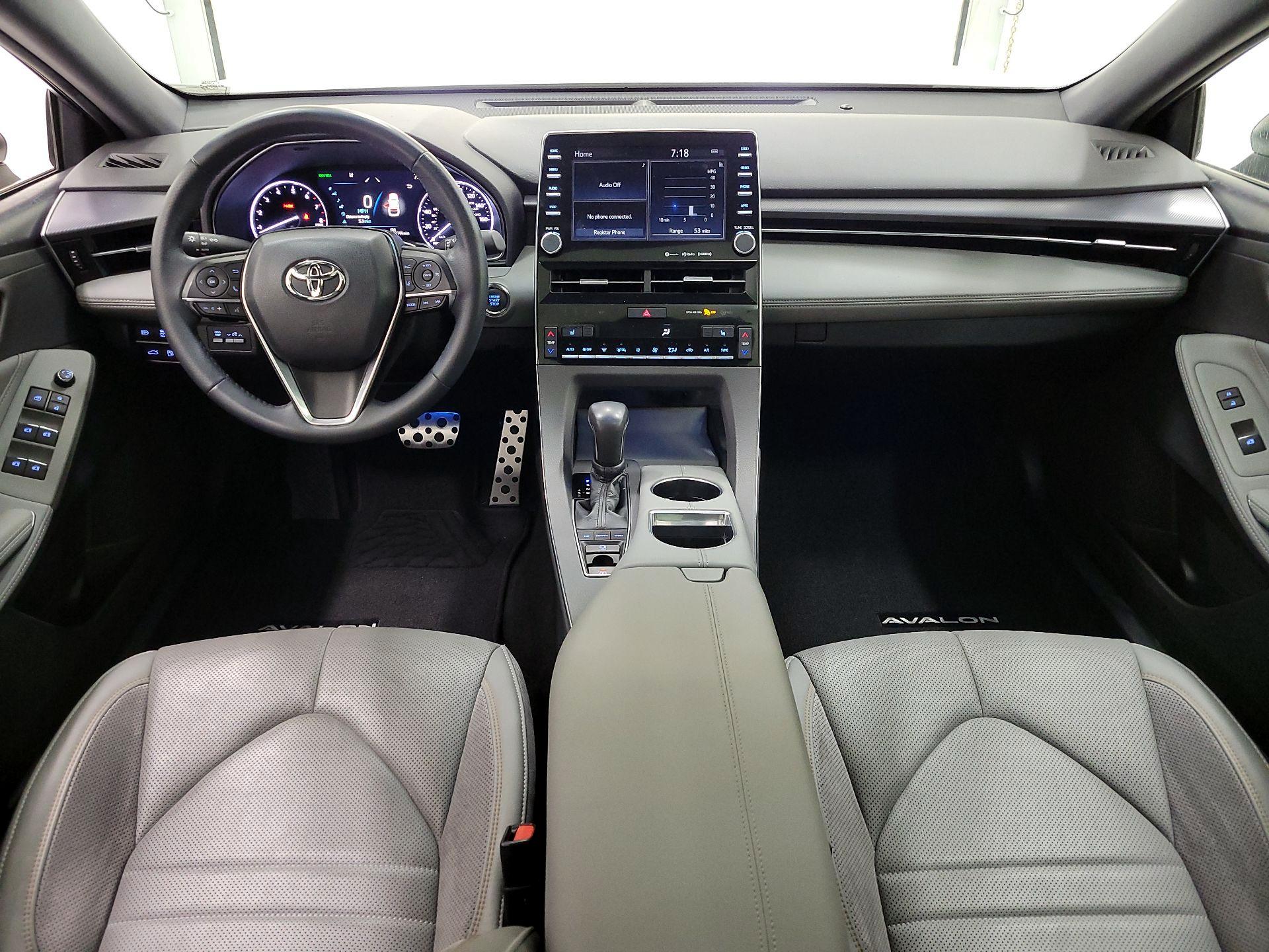 Thumbnail: 2020 Toyota Avalon - 9