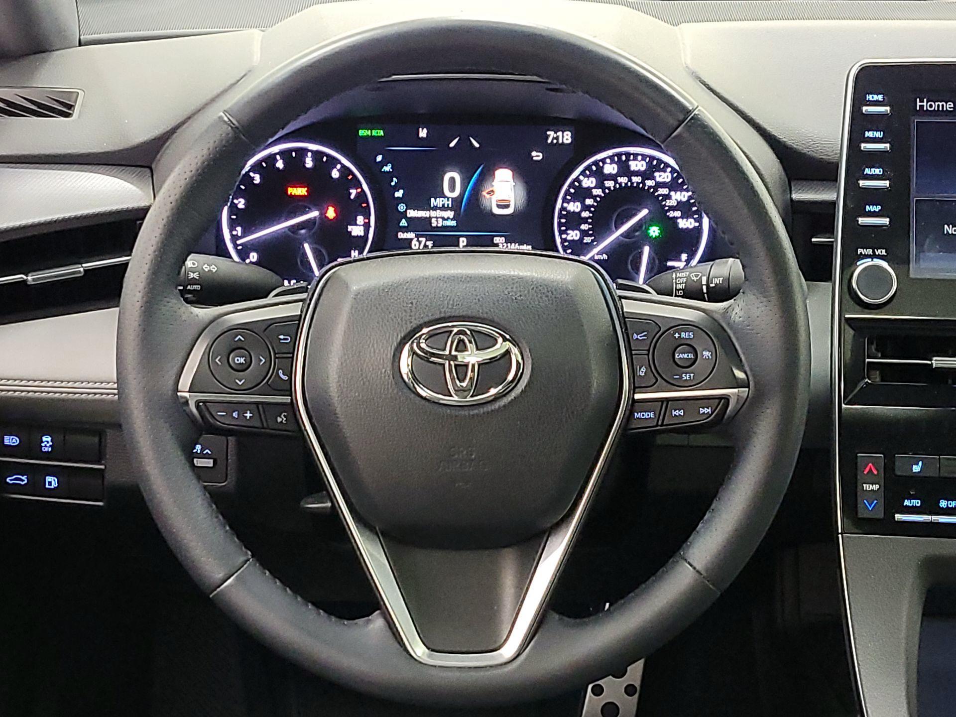 Thumbnail: 2020 Toyota Avalon - 10