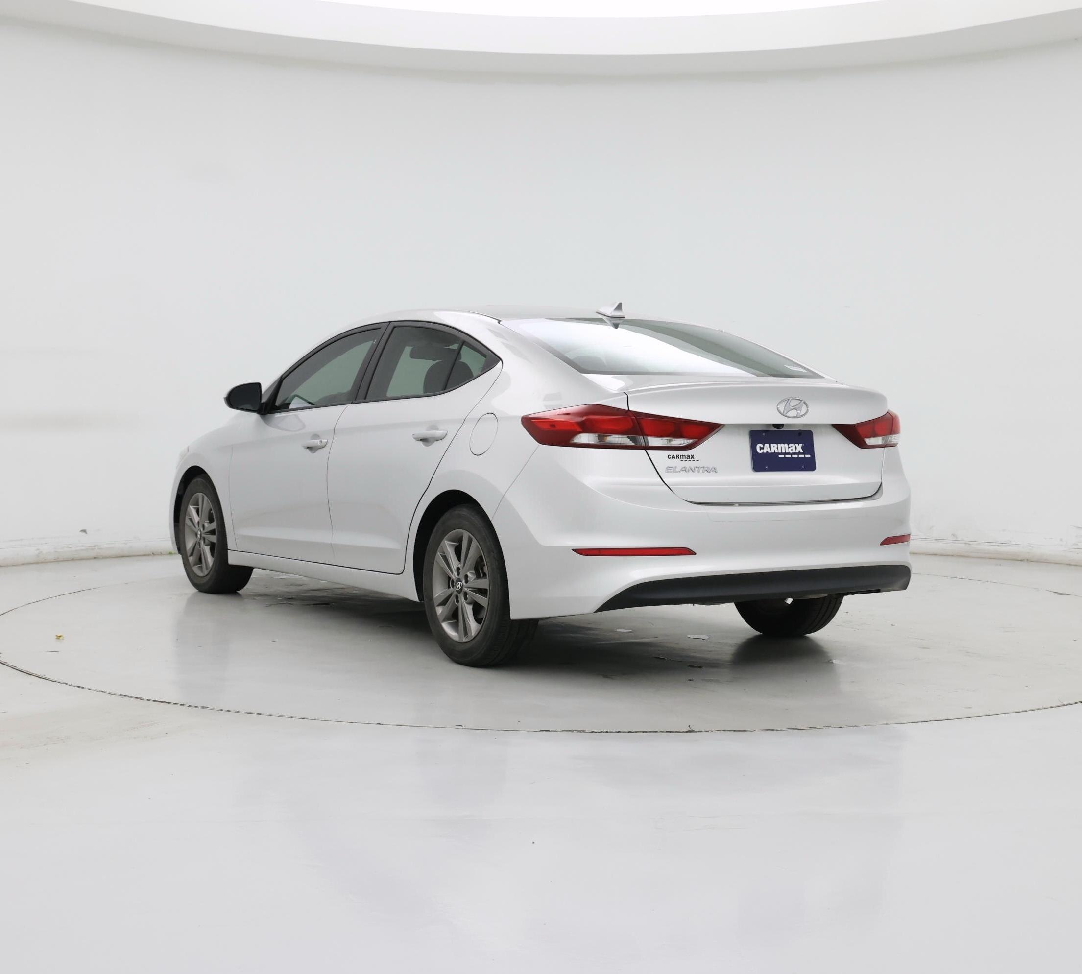Thumbnail: 2018 Hyundai Elantra - 2