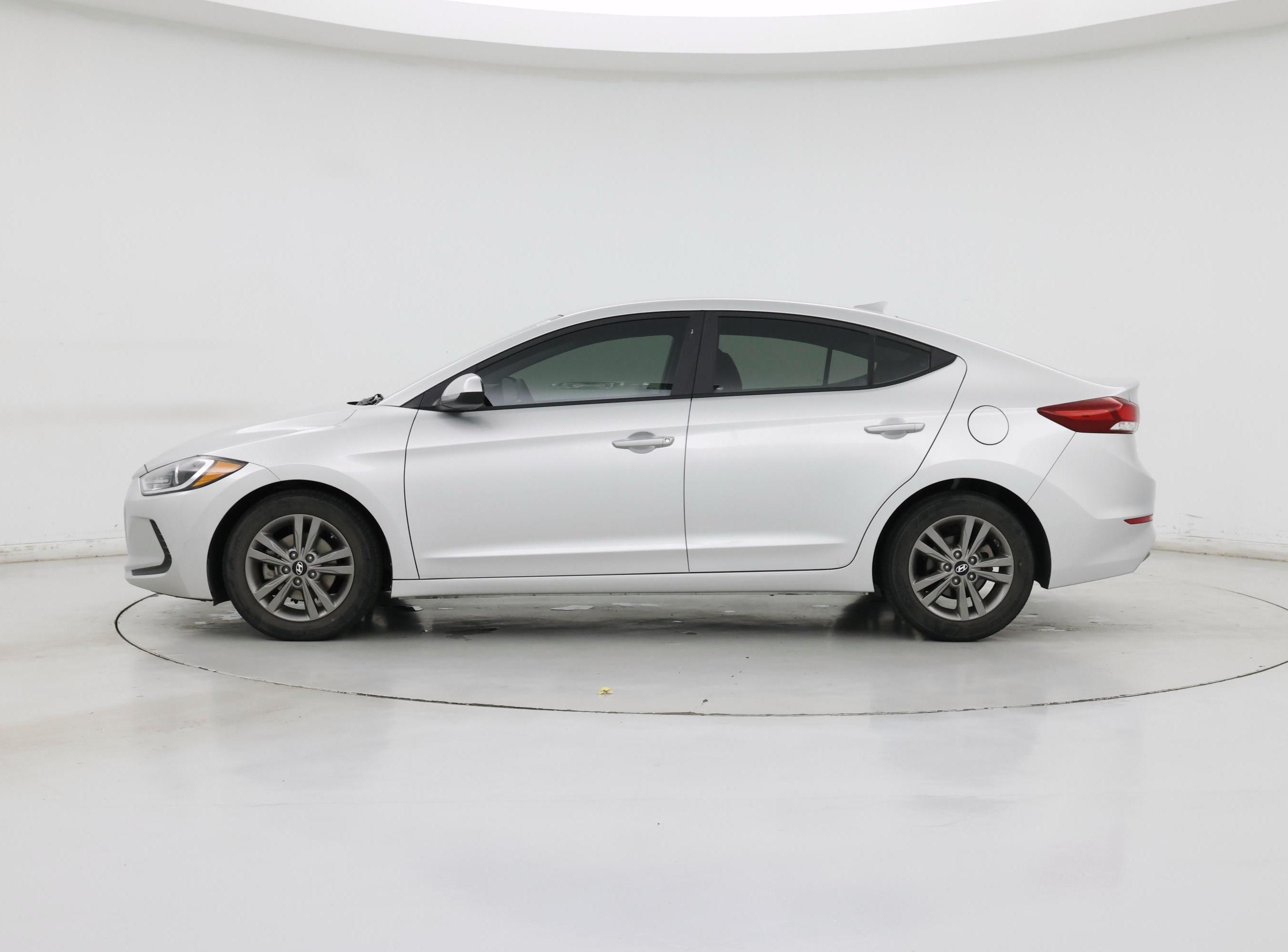 Thumbnail: 2018 Hyundai Elantra - 3