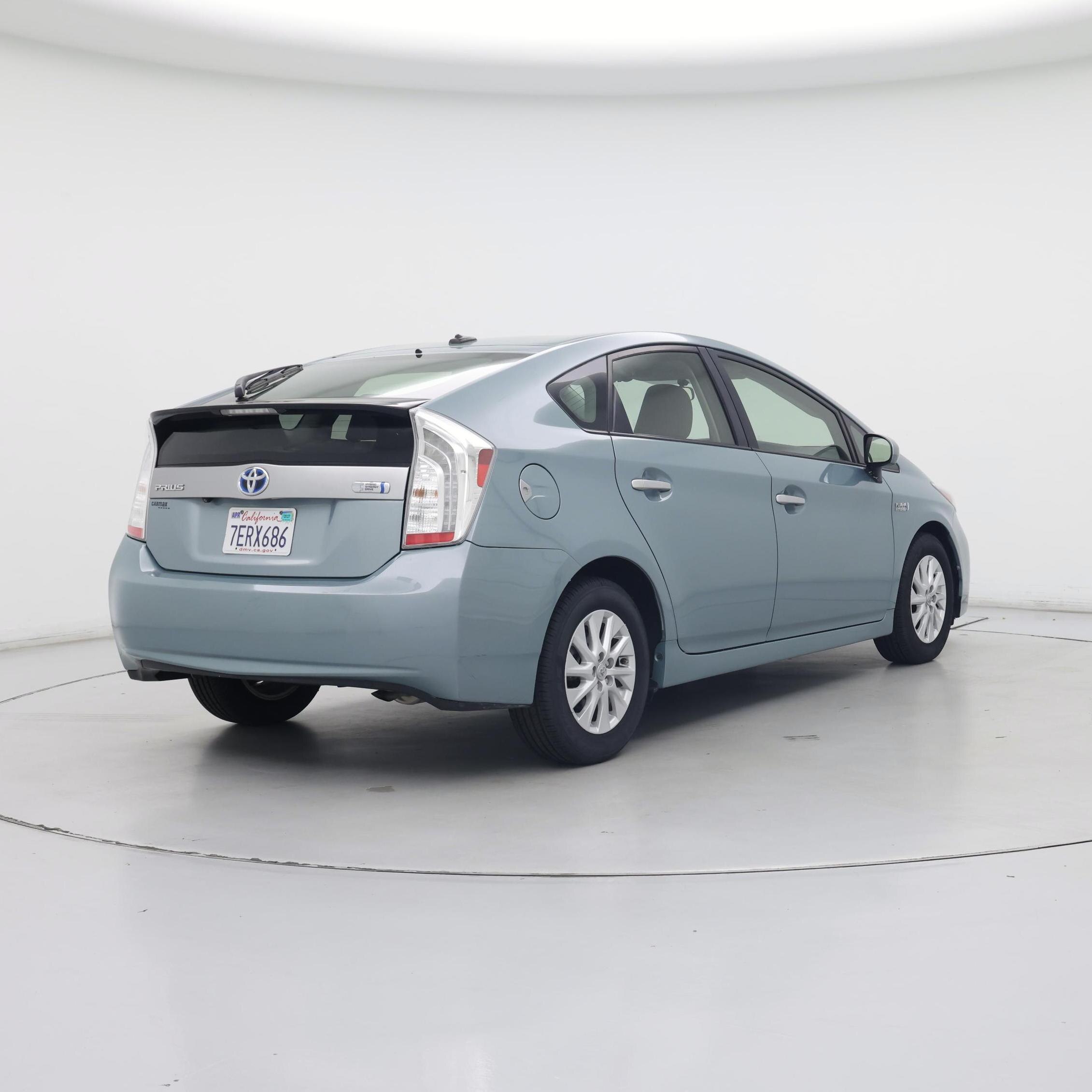 Thumbnail: 2014 Toyota Prius - 8
