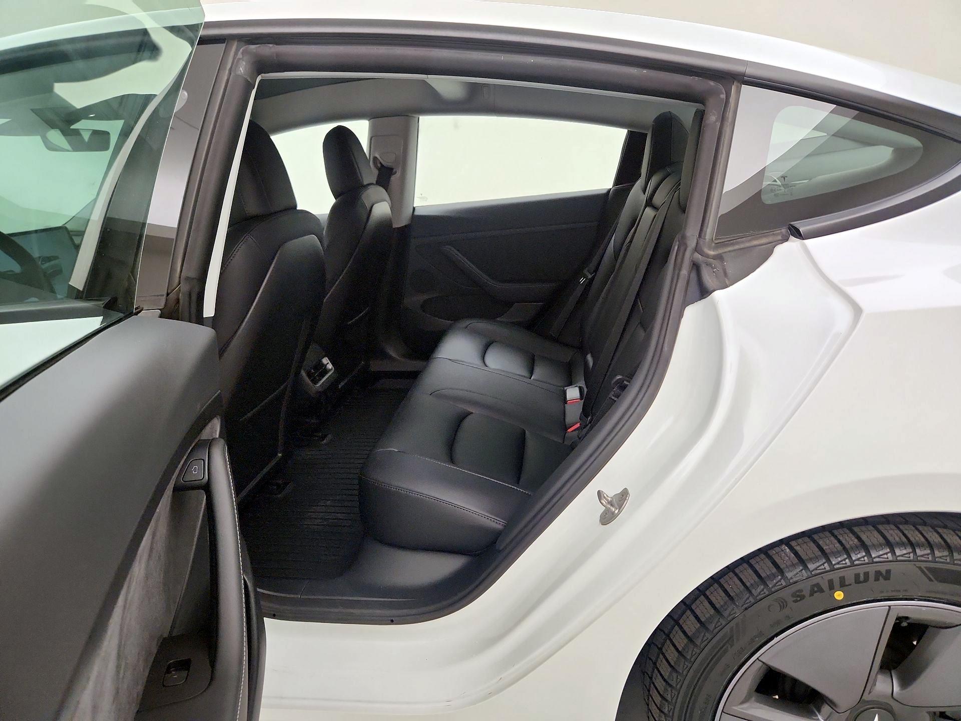 Thumbnail: 2023 Tesla Model 3 - 20