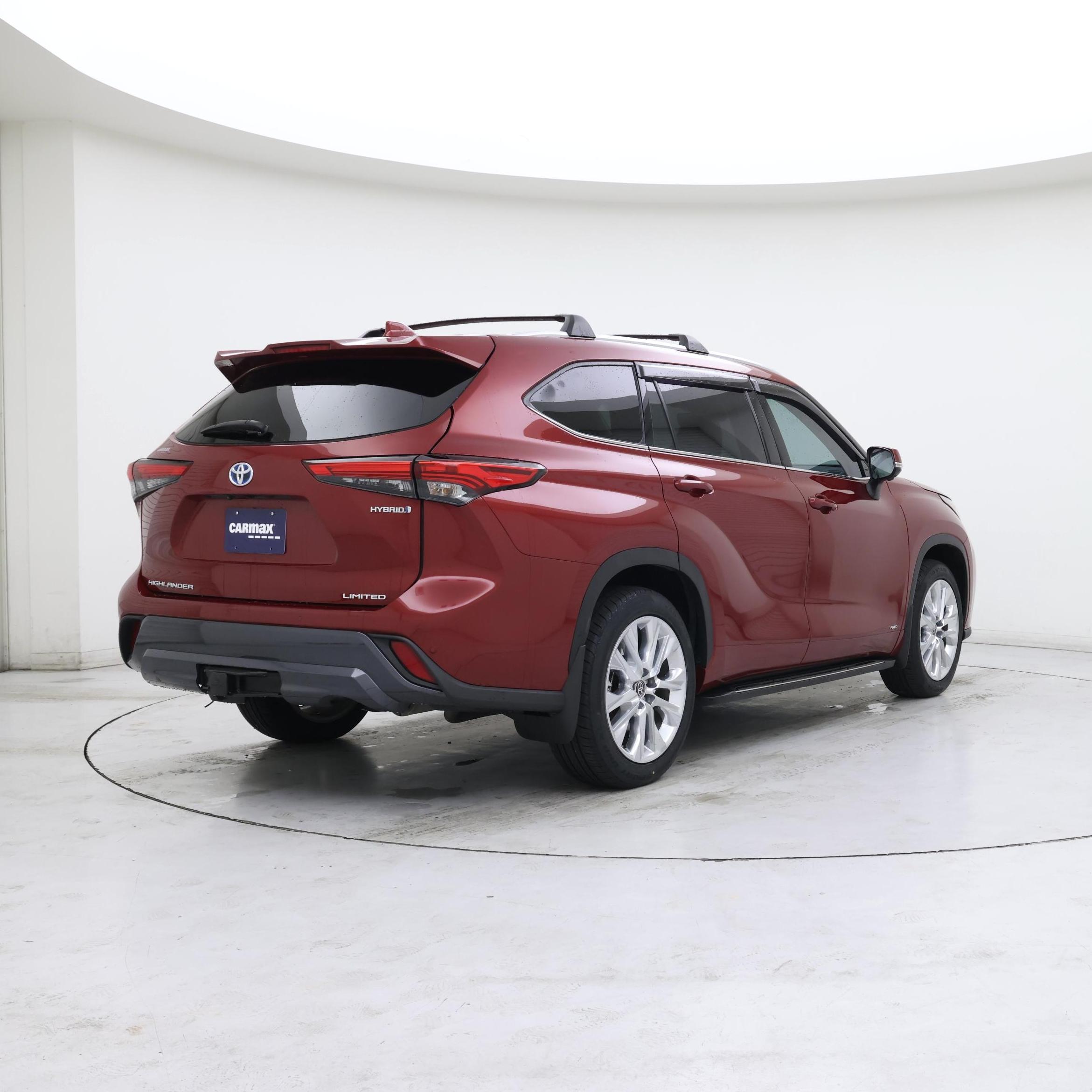 Thumbnail: 2023 Toyota Highlander - 8