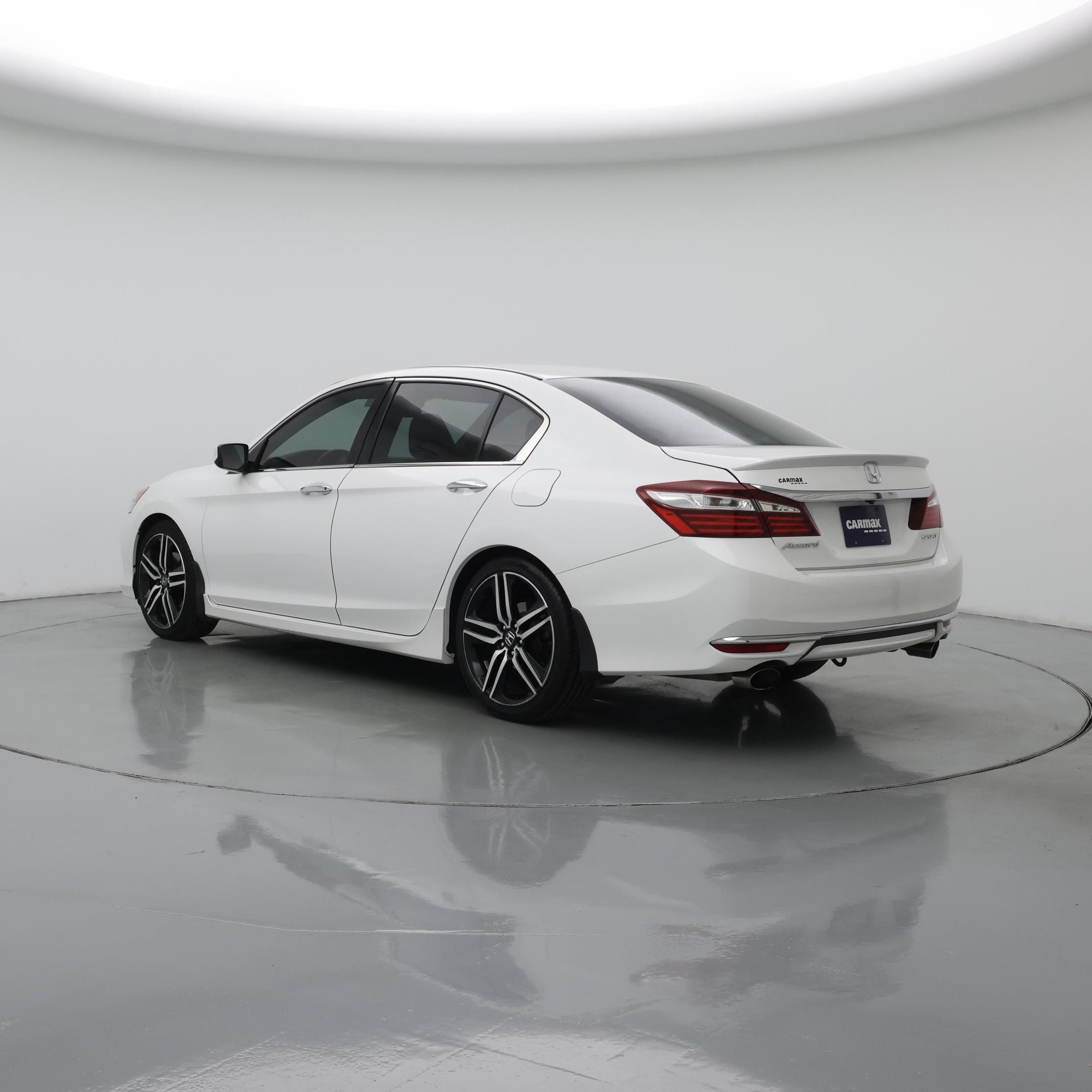 Thumbnail: 2016 Honda Accord - 2