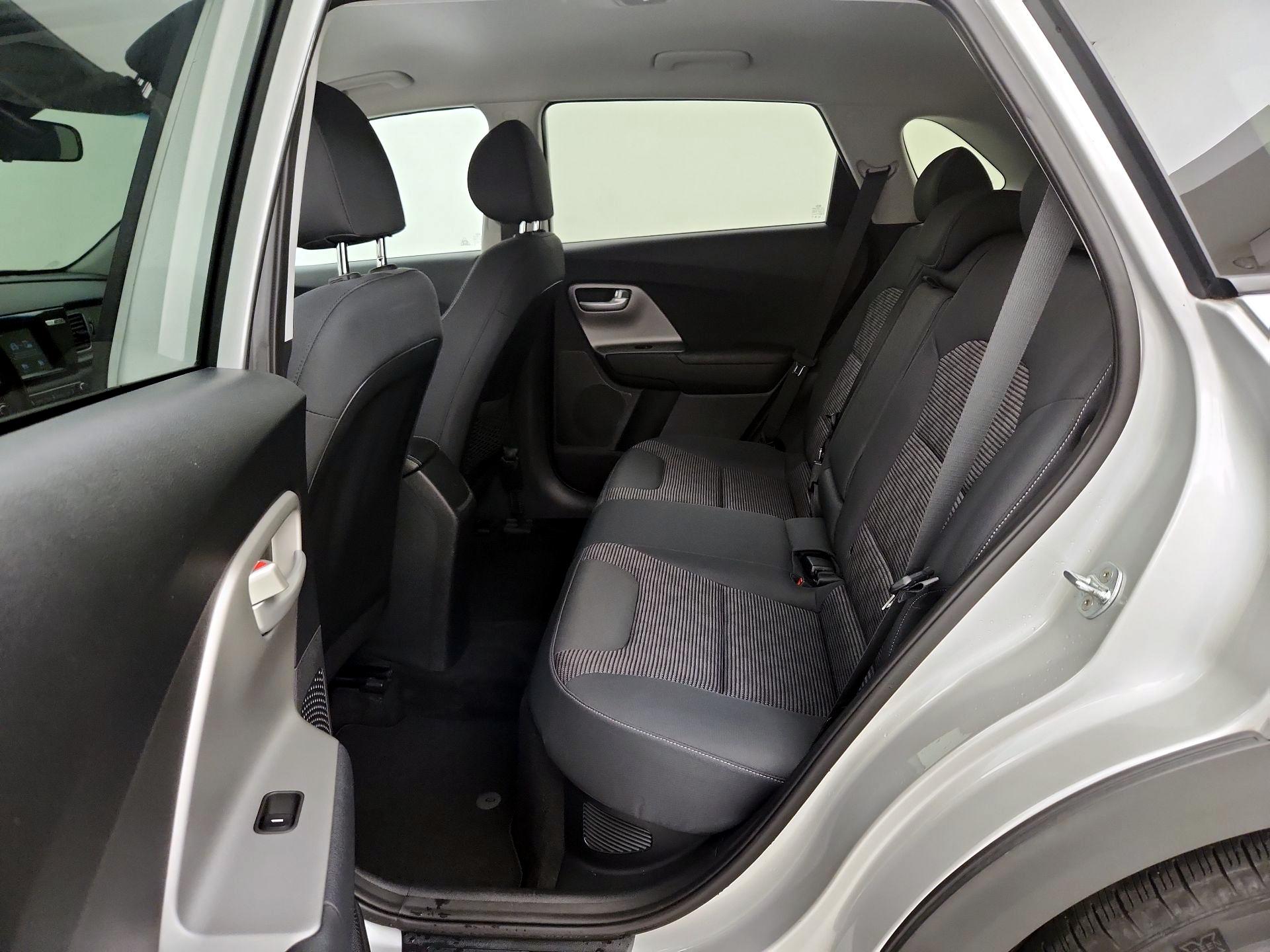 Thumbnail: 2019 Kia Niro - 19