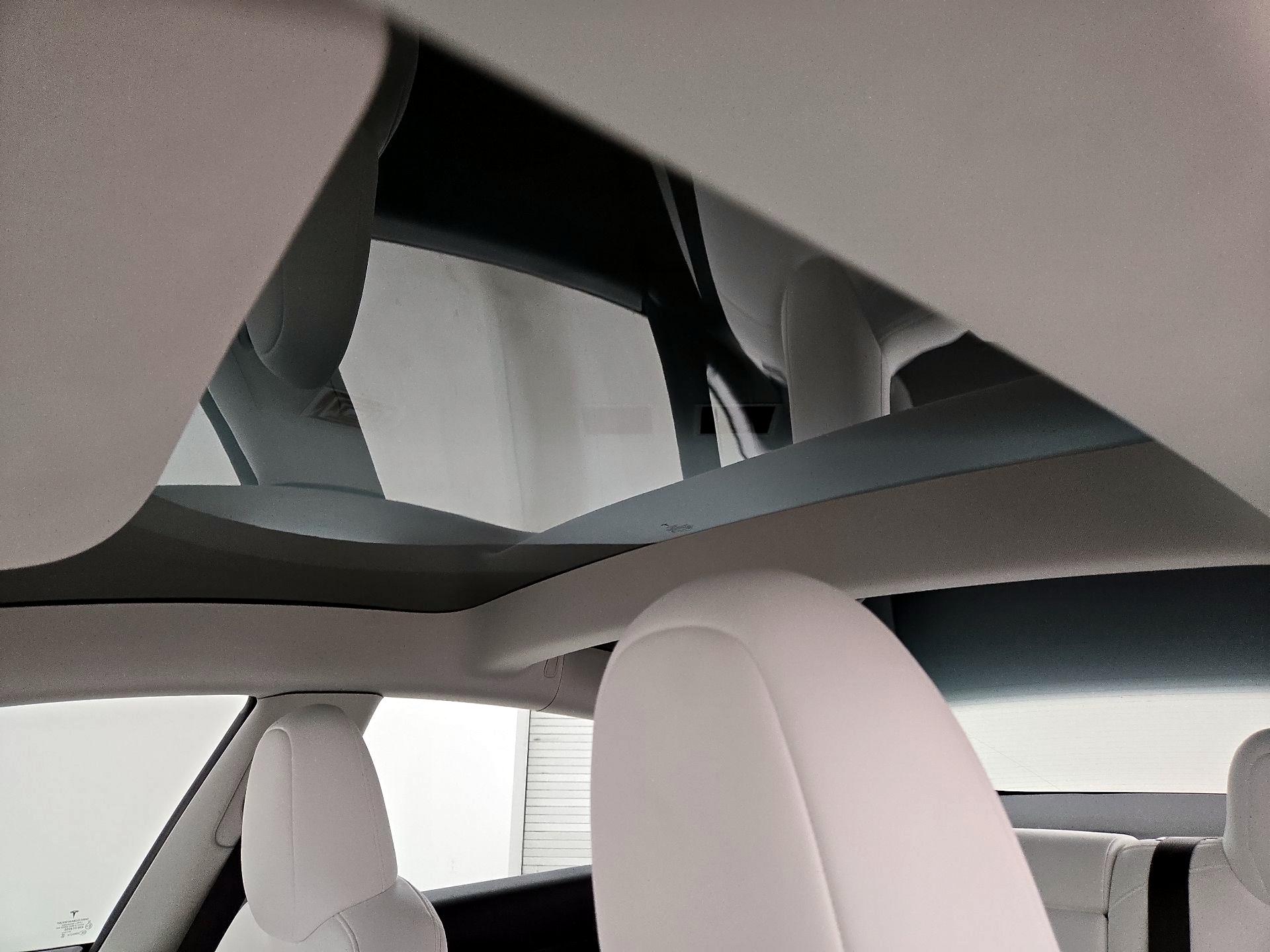Thumbnail: 2023 Tesla Model 3 - 18