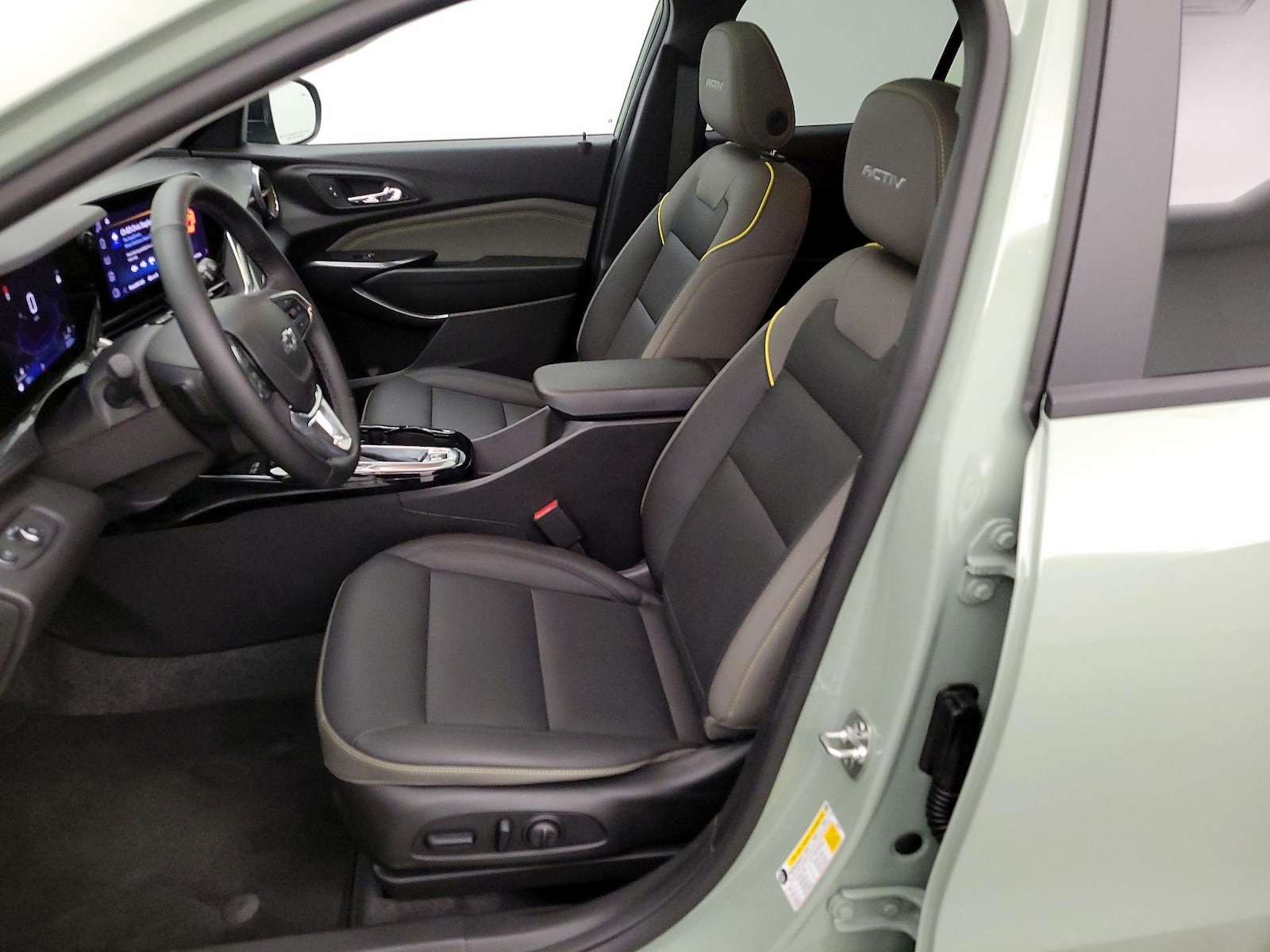 2026 Chevrolet Trax Activ - Photo 12