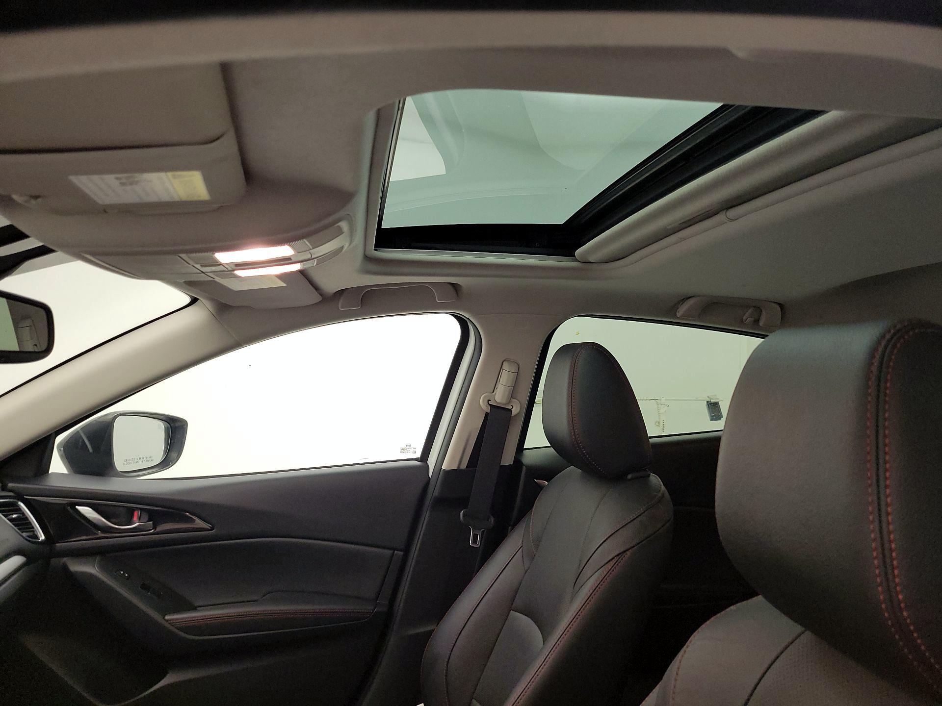 Thumbnail: 2015 Mazda Mazda3 - 19