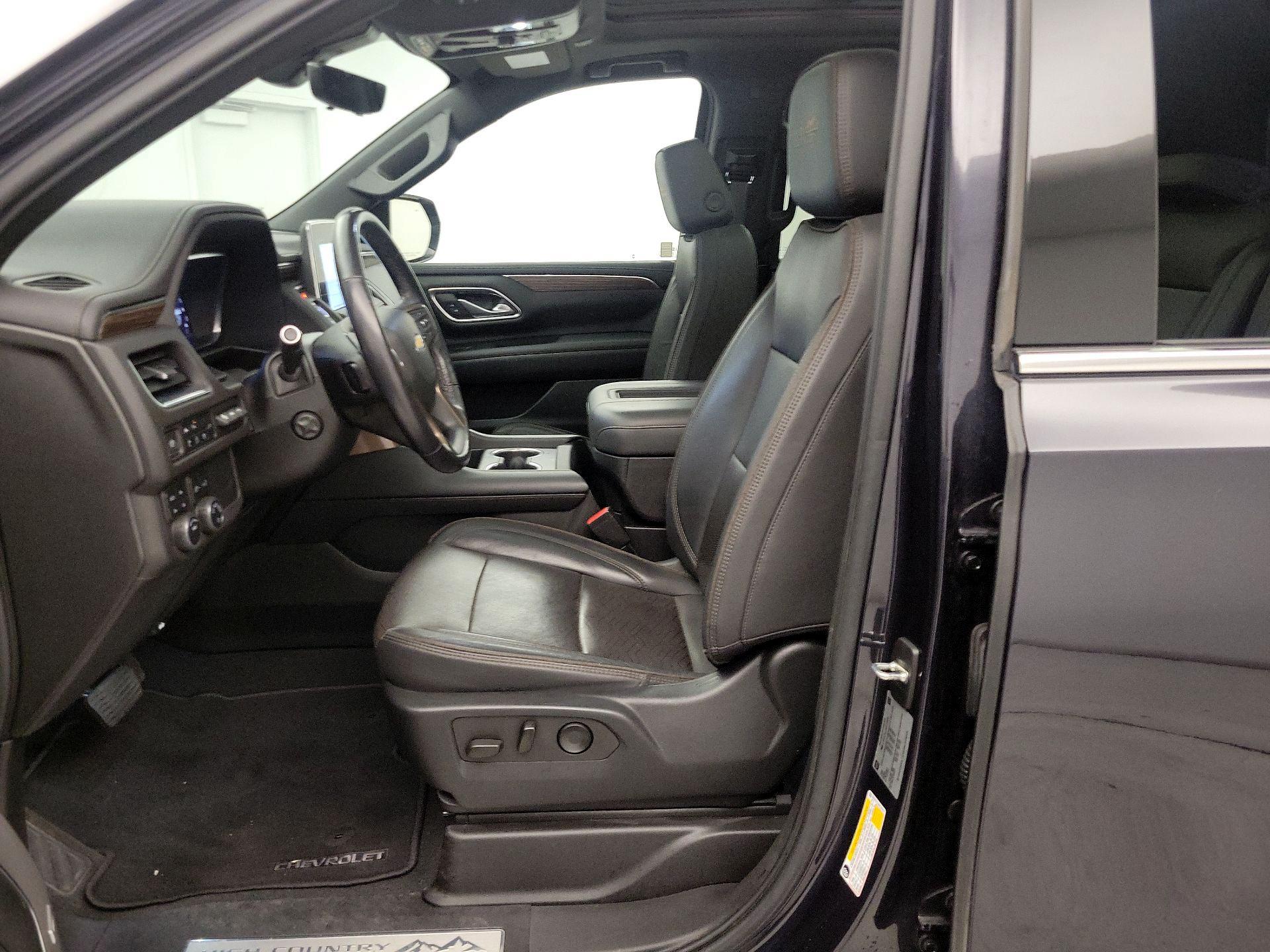Thumbnail: 2022 Chevrolet Tahoe - 11