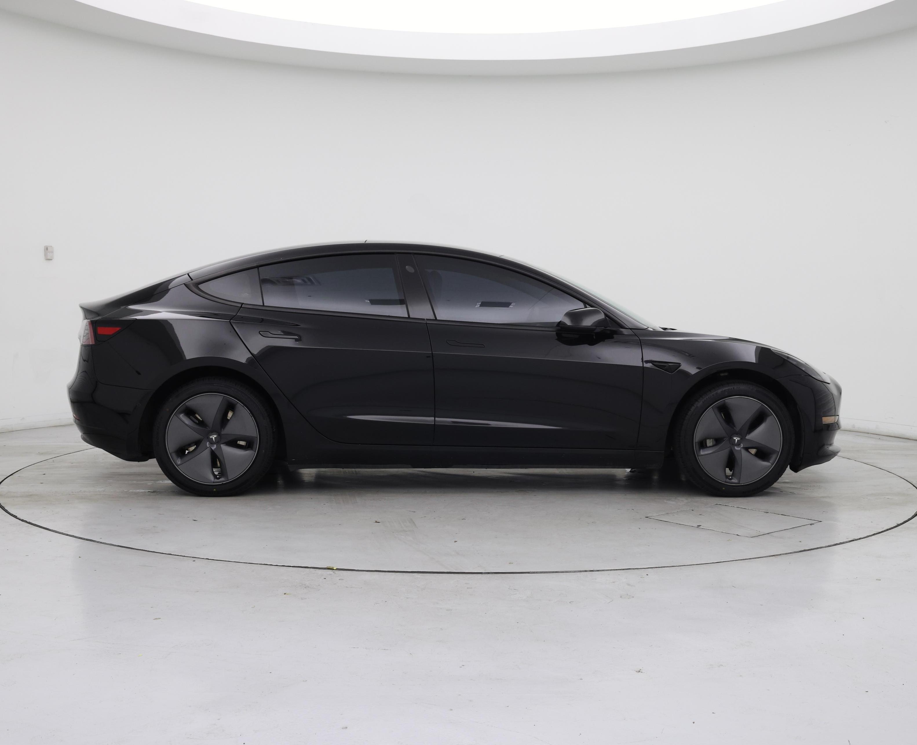 Thumbnail: 2022 Tesla Model 3 - 7