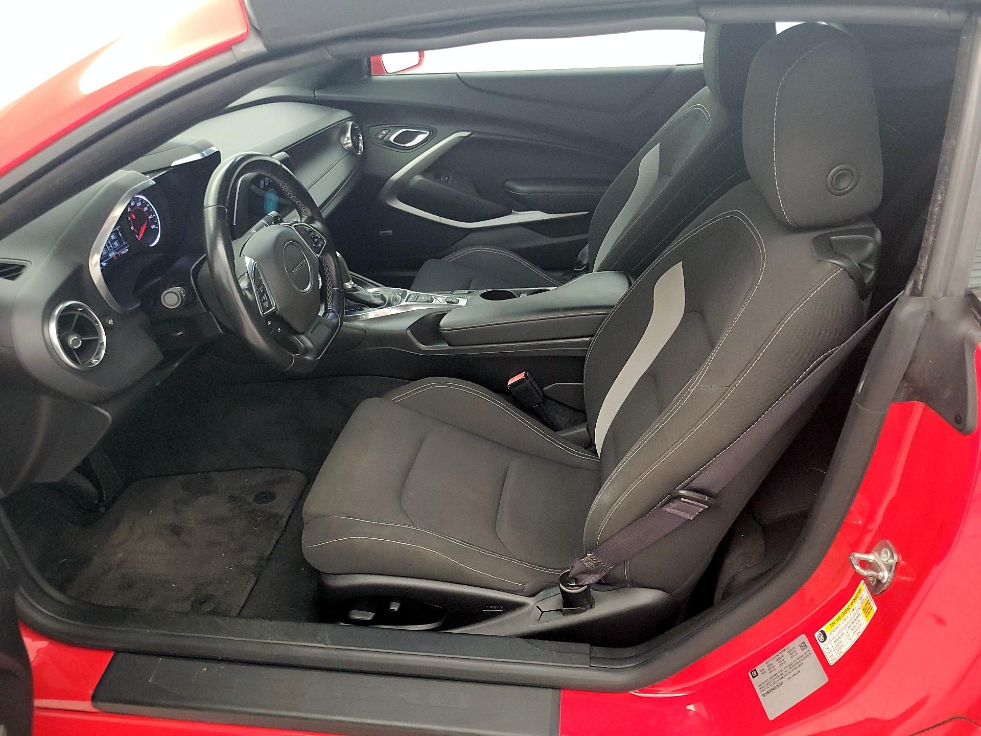 Thumbnail: 2016 Chevrolet Camaro - 11