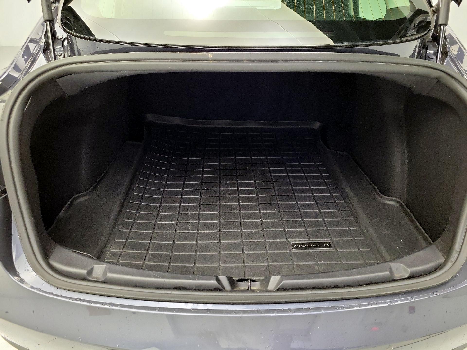 Thumbnail: 2020 Tesla Model 3 - 20