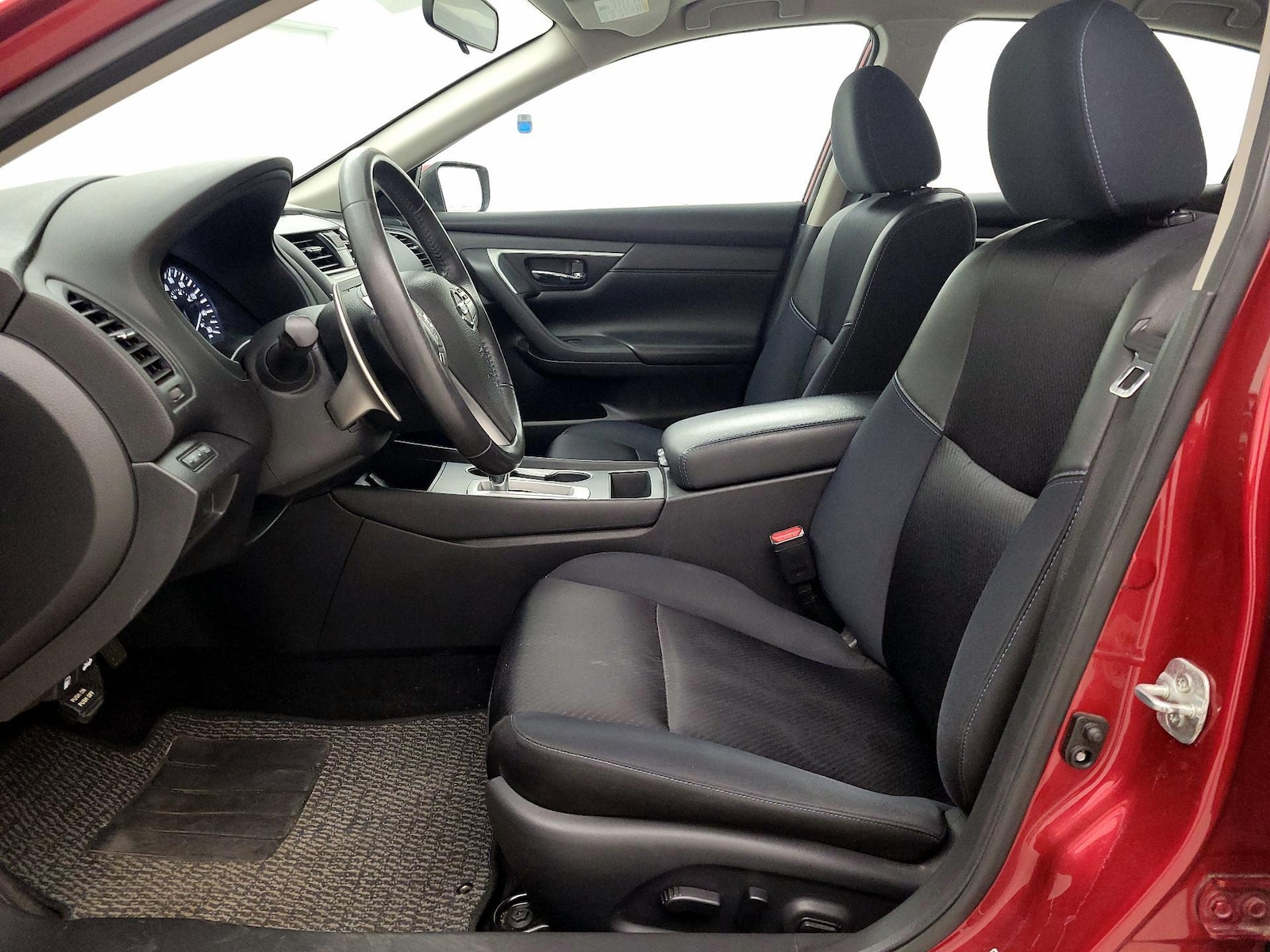 Power Seat(s) & Side Airbags