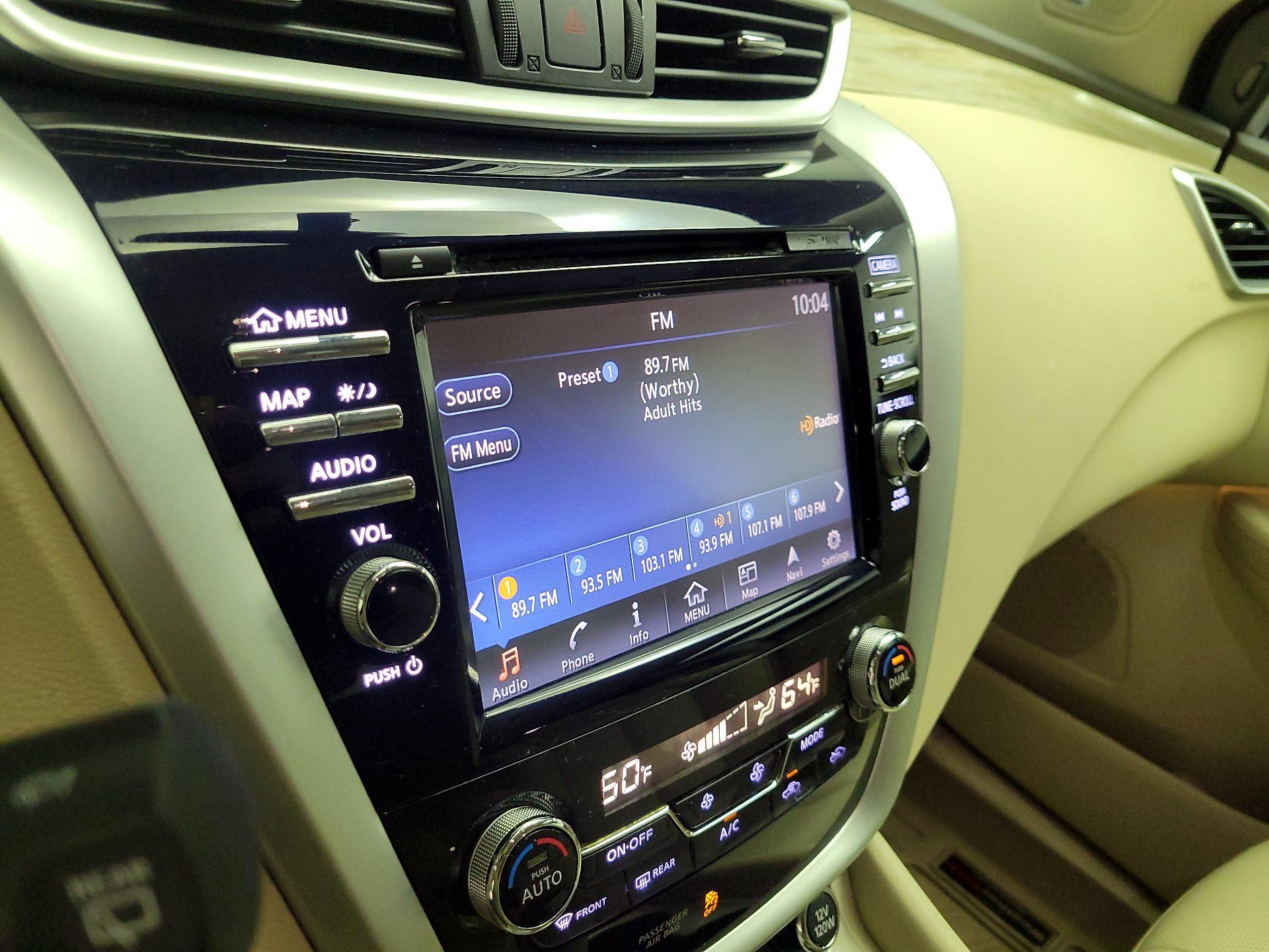 Thumbnail: 2016 Nissan Murano - 16