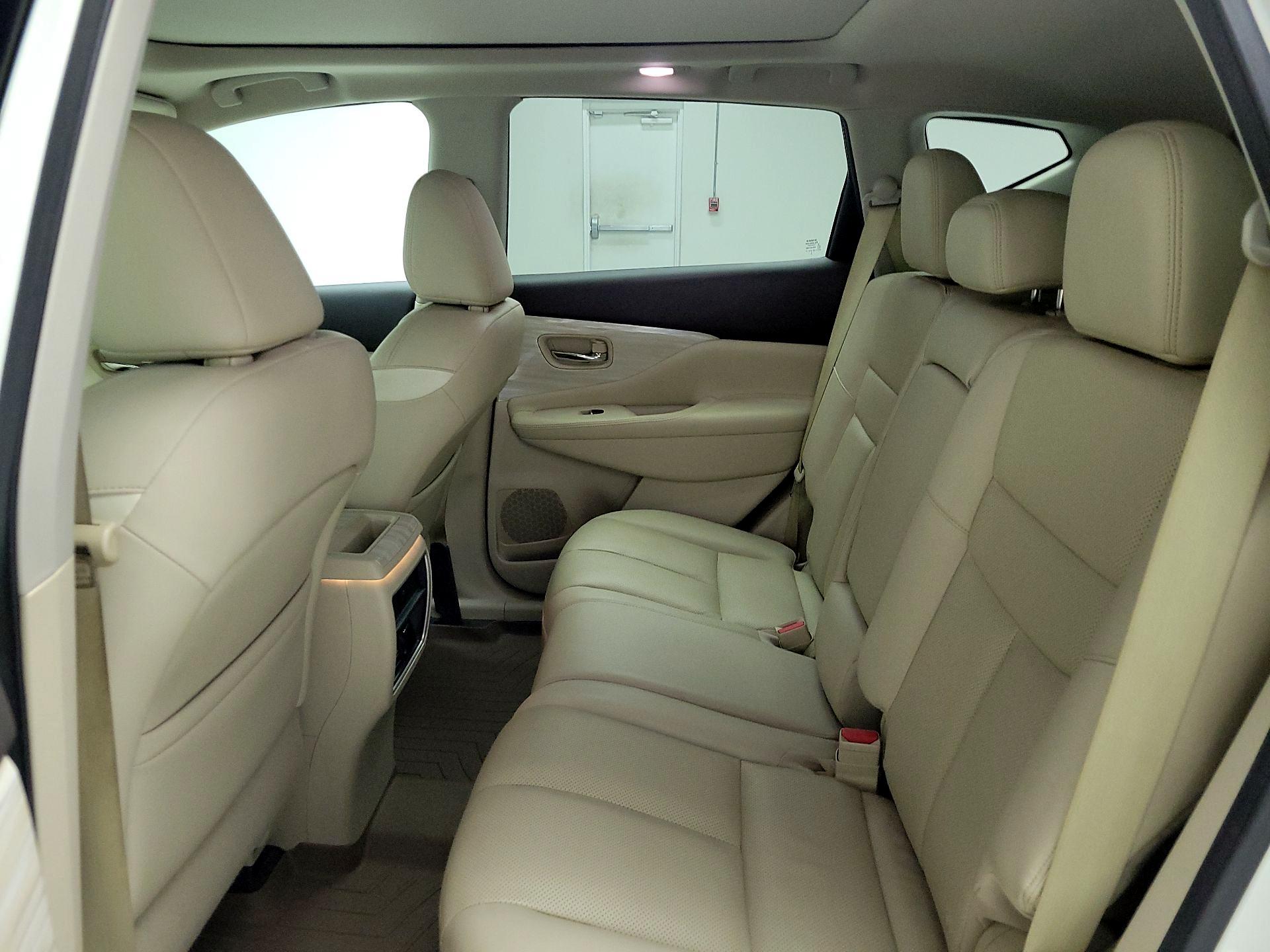 Thumbnail: 2016 Nissan Murano - 20