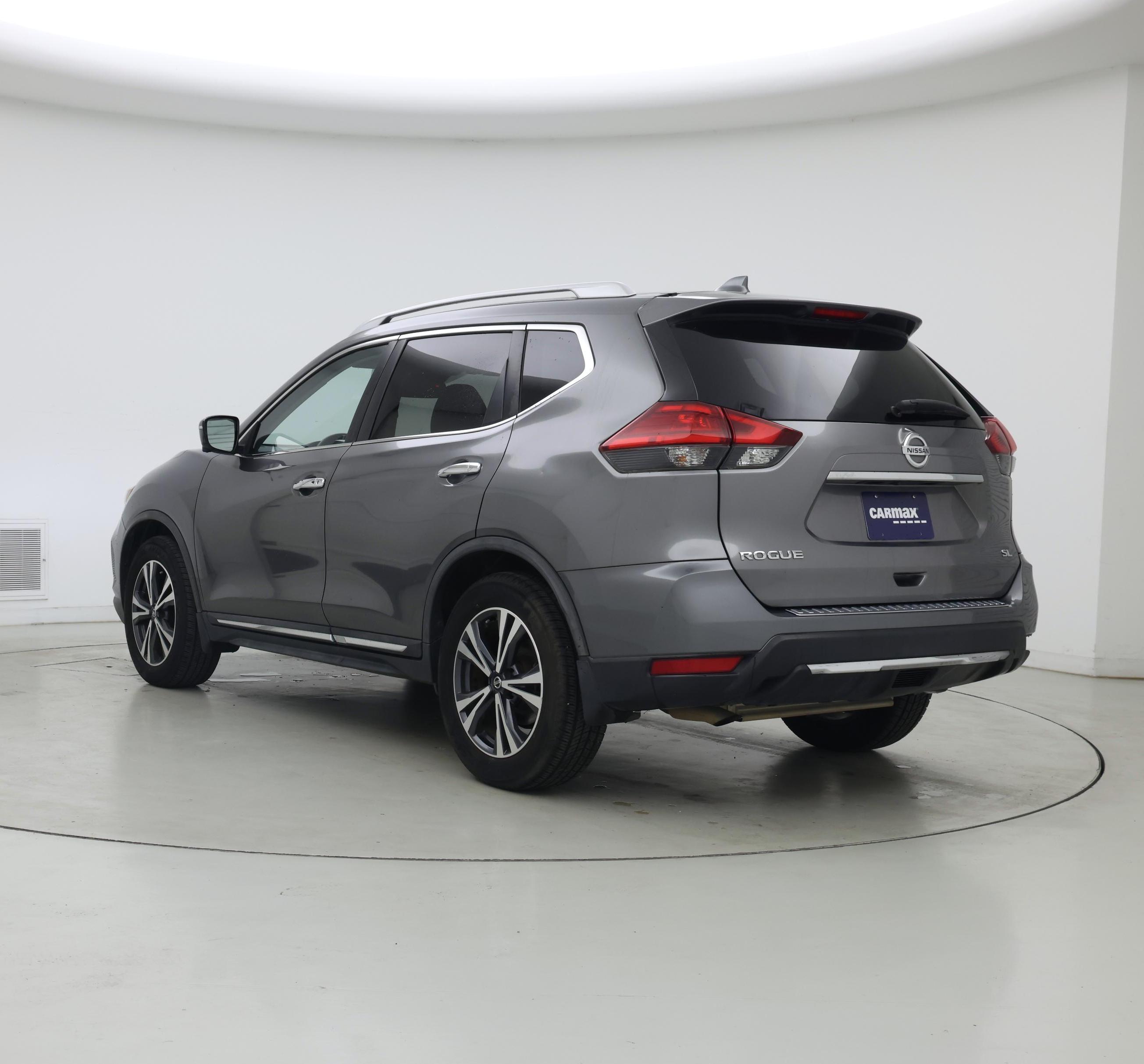 Thumbnail: 2017 Nissan Rogue - 2