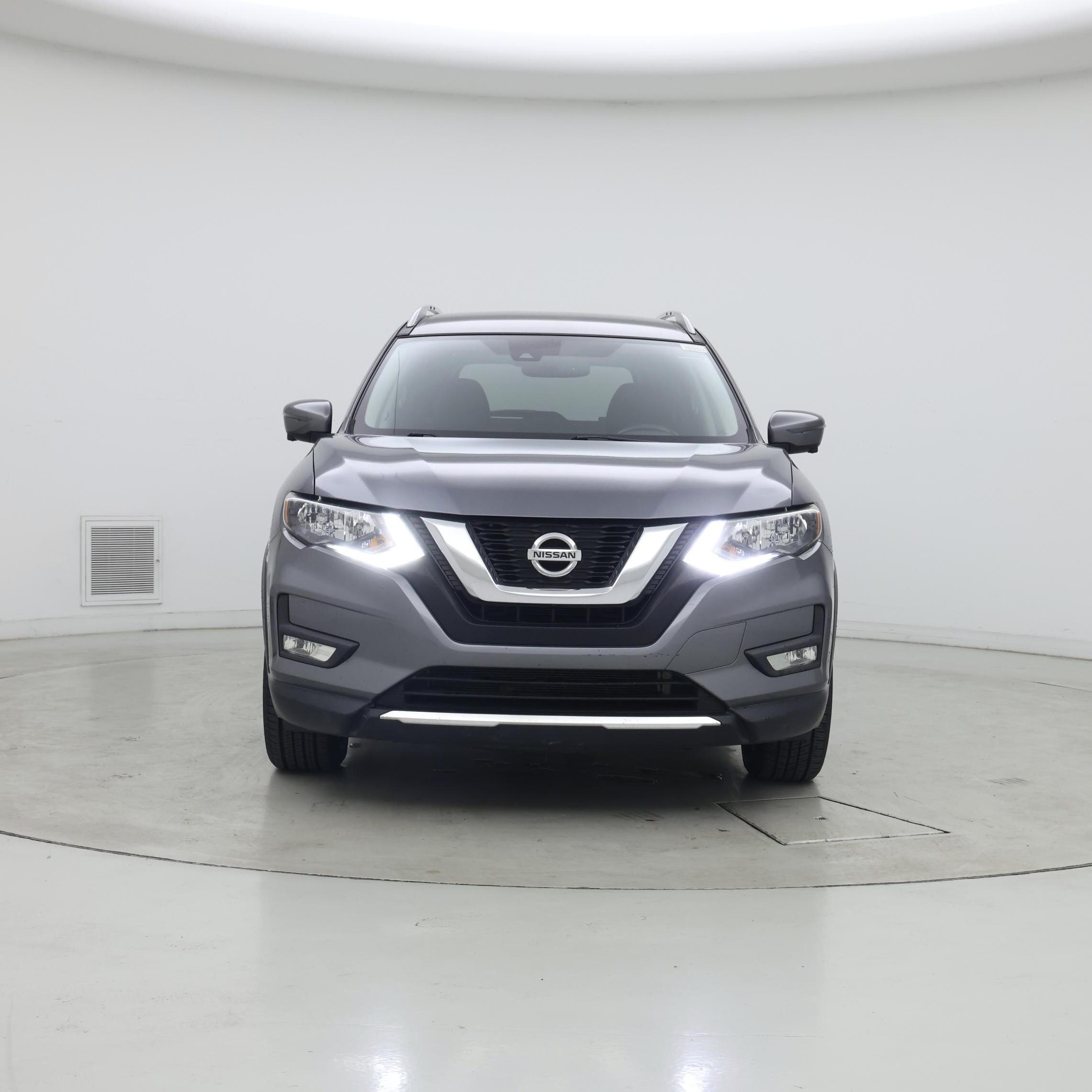 Thumbnail: 2017 Nissan Rogue - 5