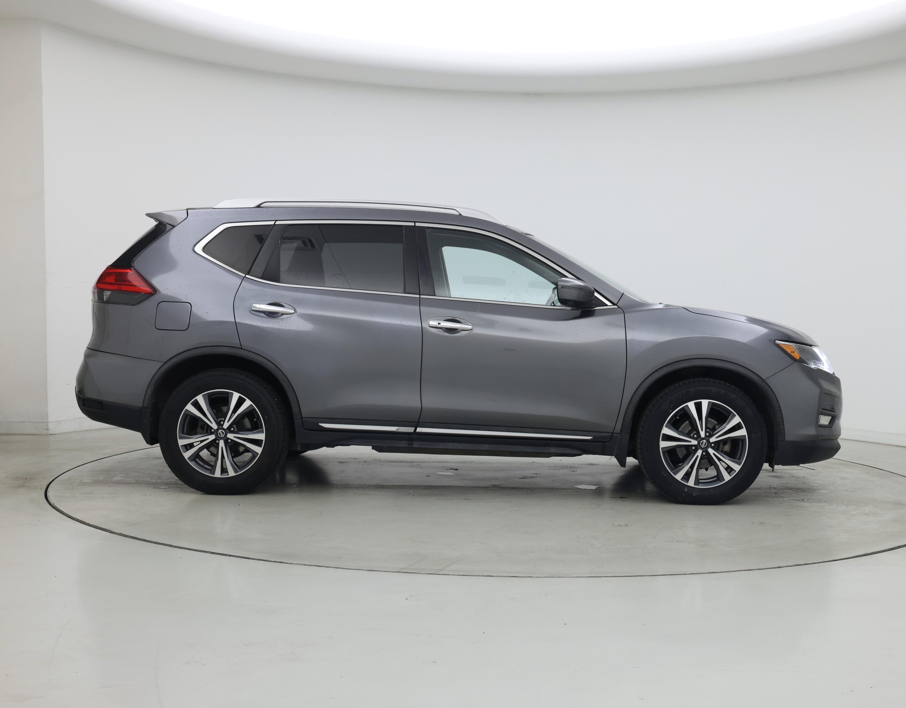 Thumbnail: 2017 Nissan Rogue - 7