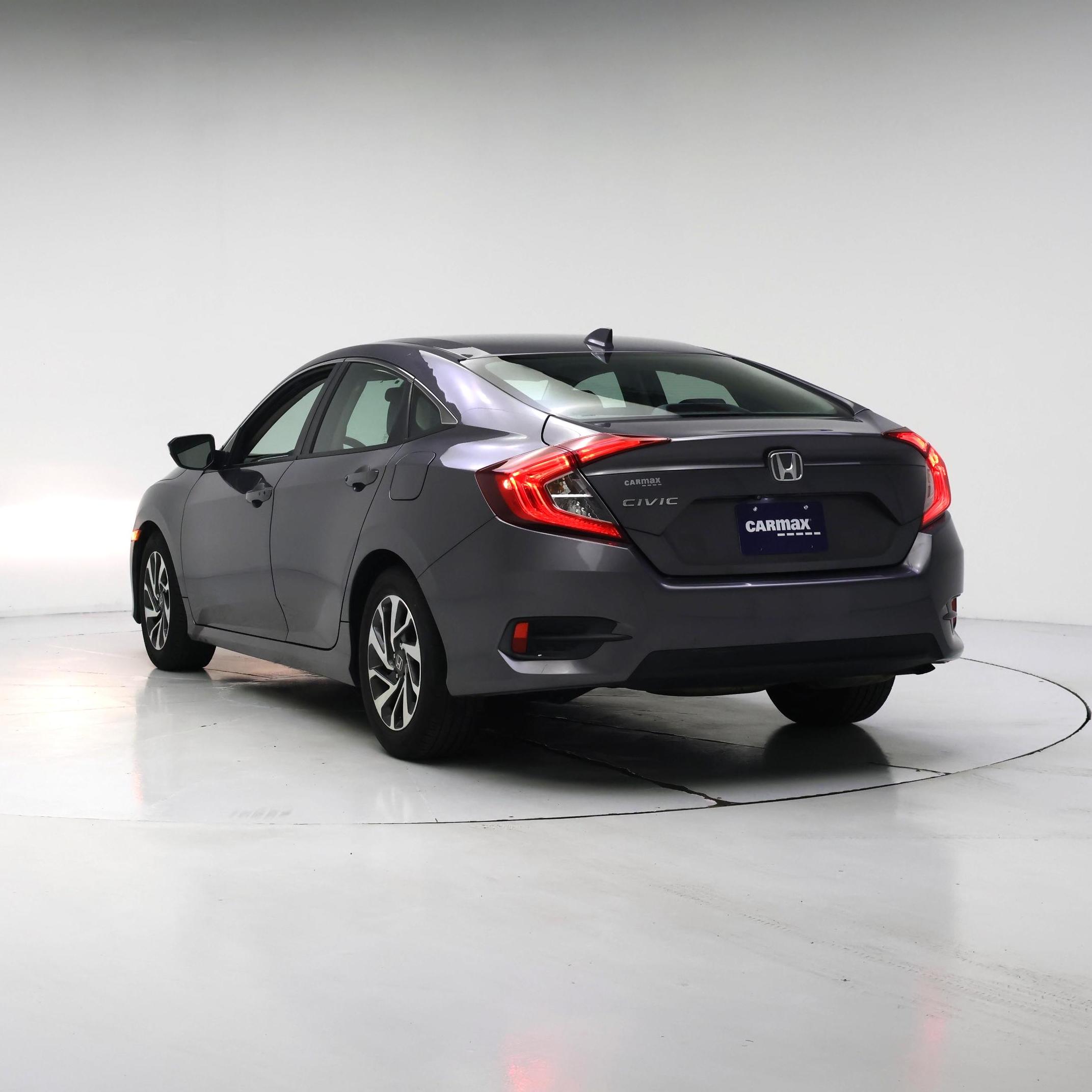 Thumbnail: 2017 Honda Civic - 2
