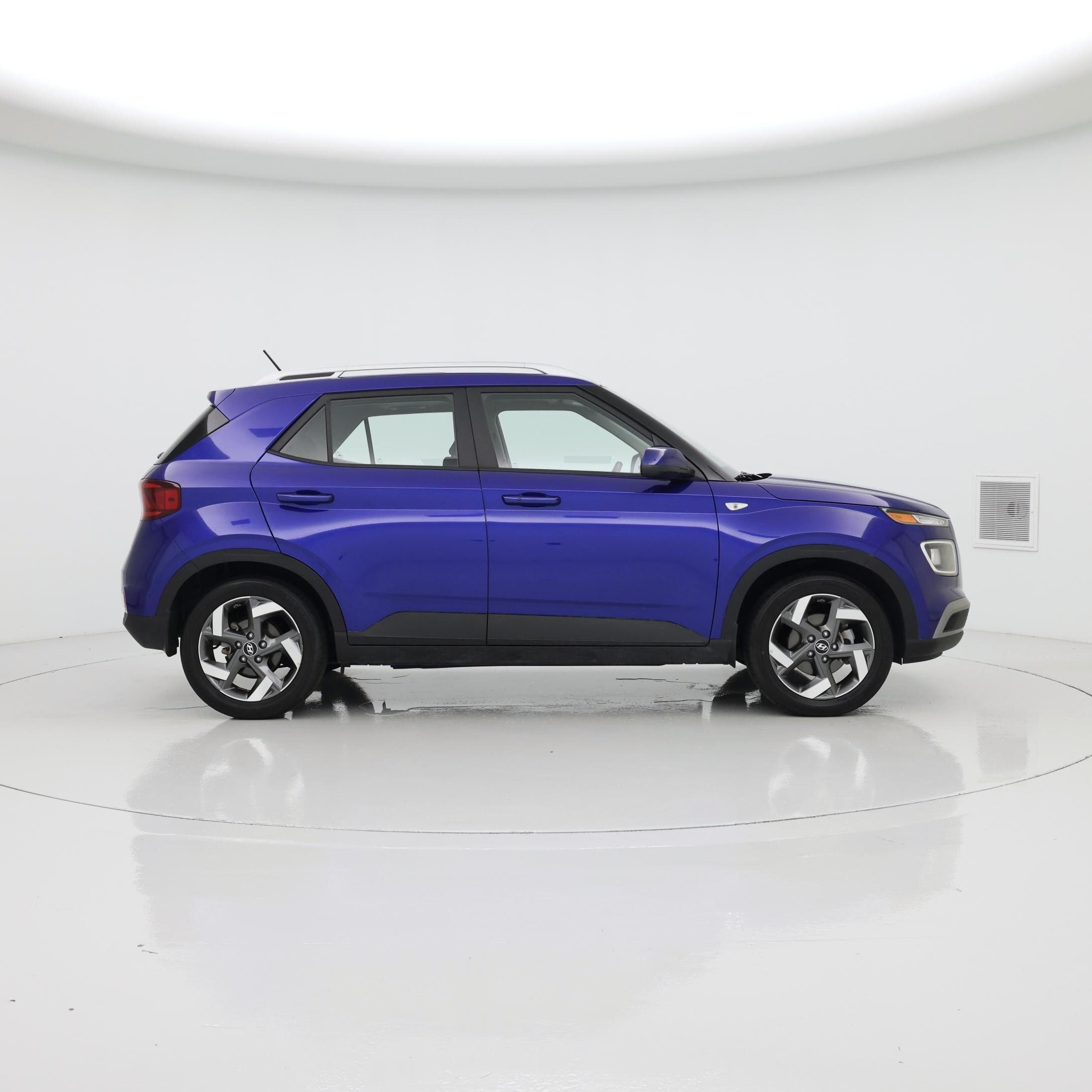 Thumbnail: 2025 Hyundai Venue - 7