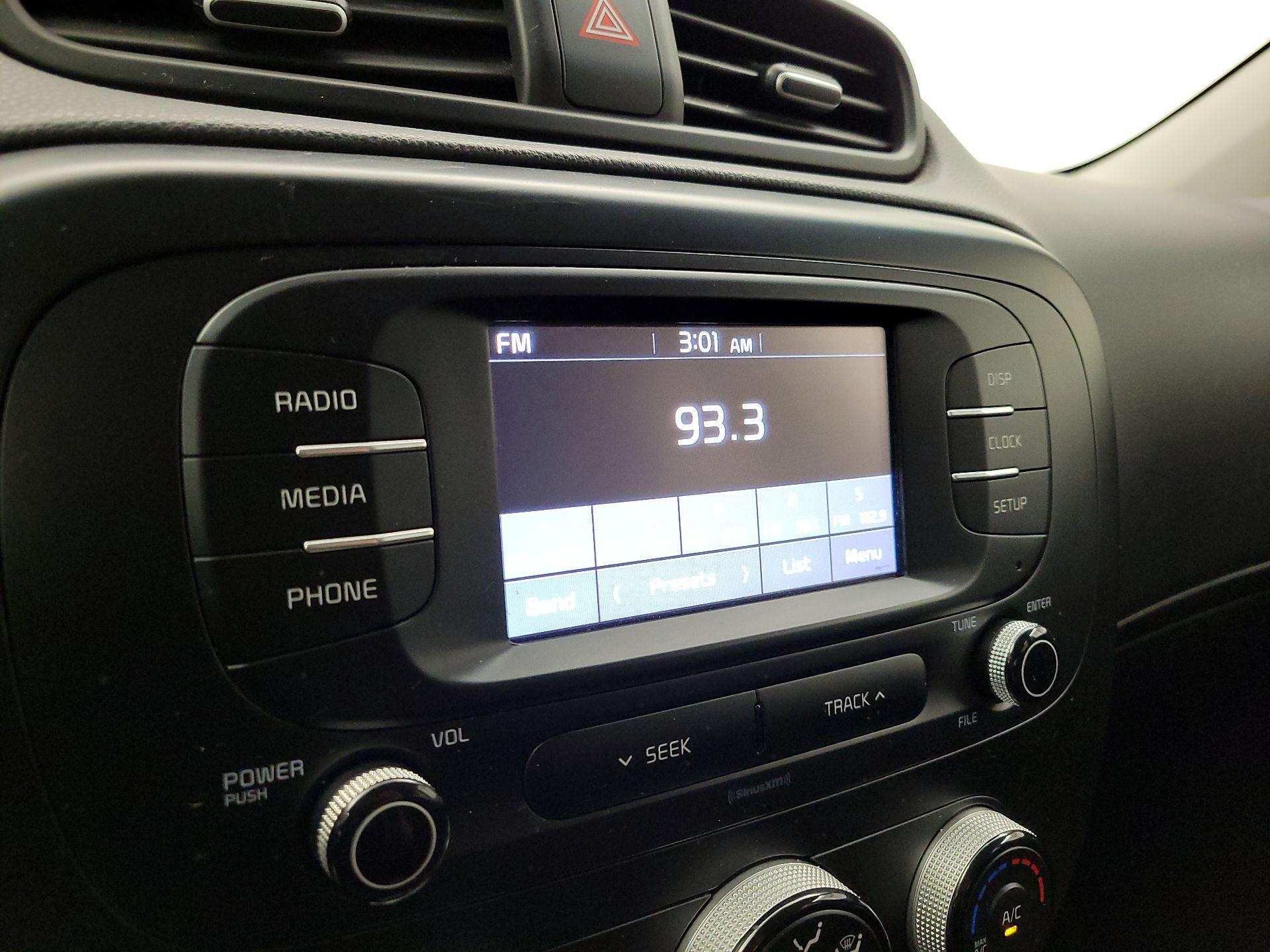 Thumbnail: 2017 Kia Soul - 15
