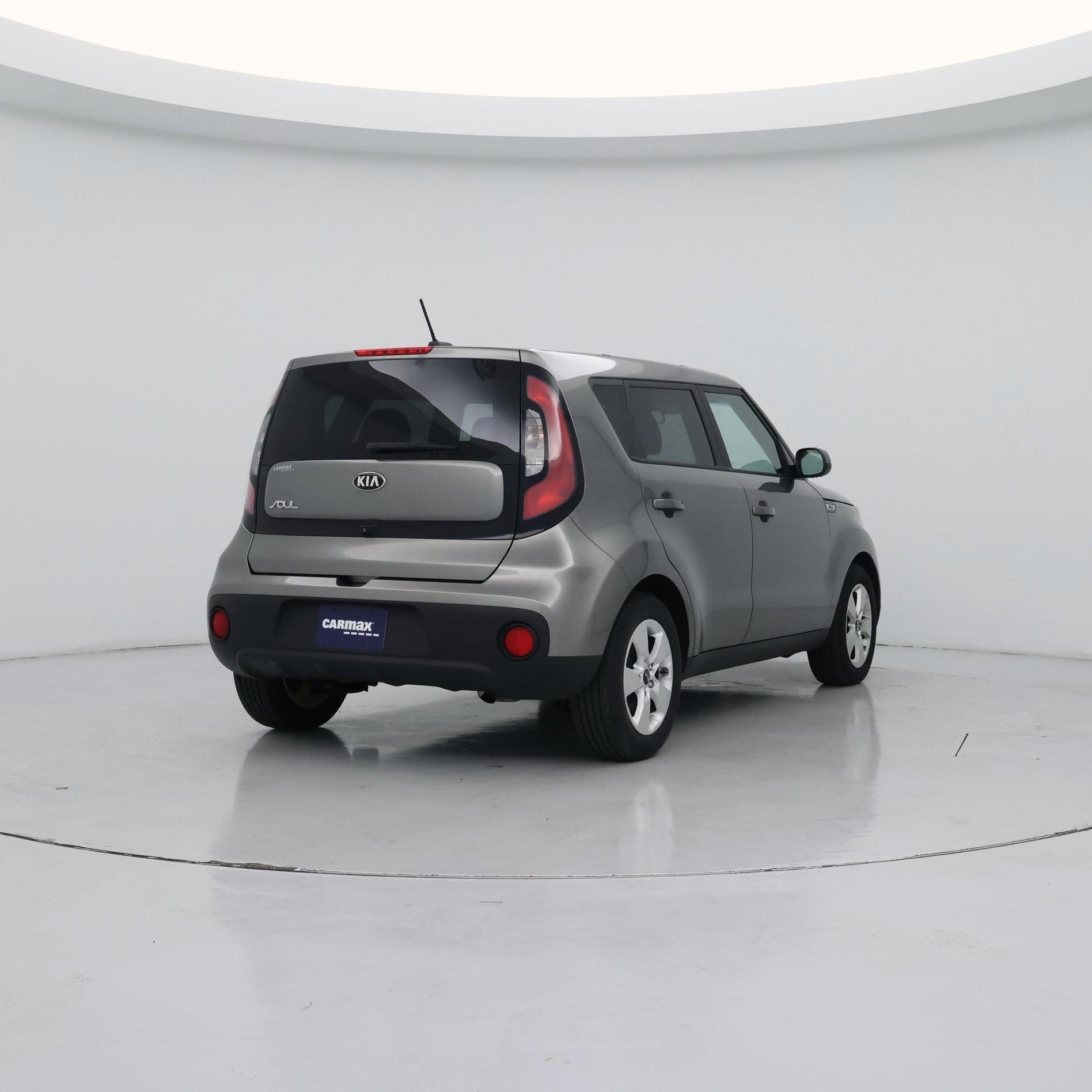 Thumbnail: 2017 Kia Soul - 8