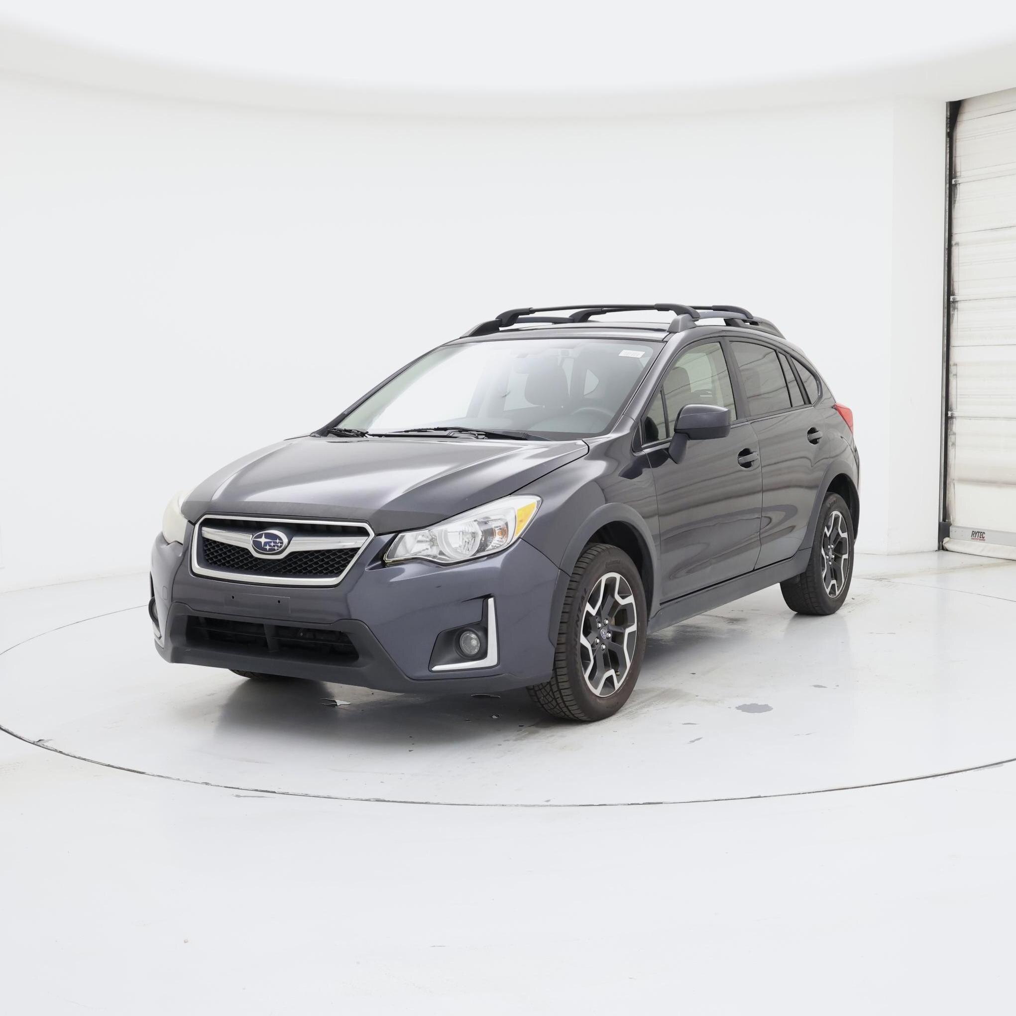 Thumbnail: 2017 Subaru Crosstrek - 4