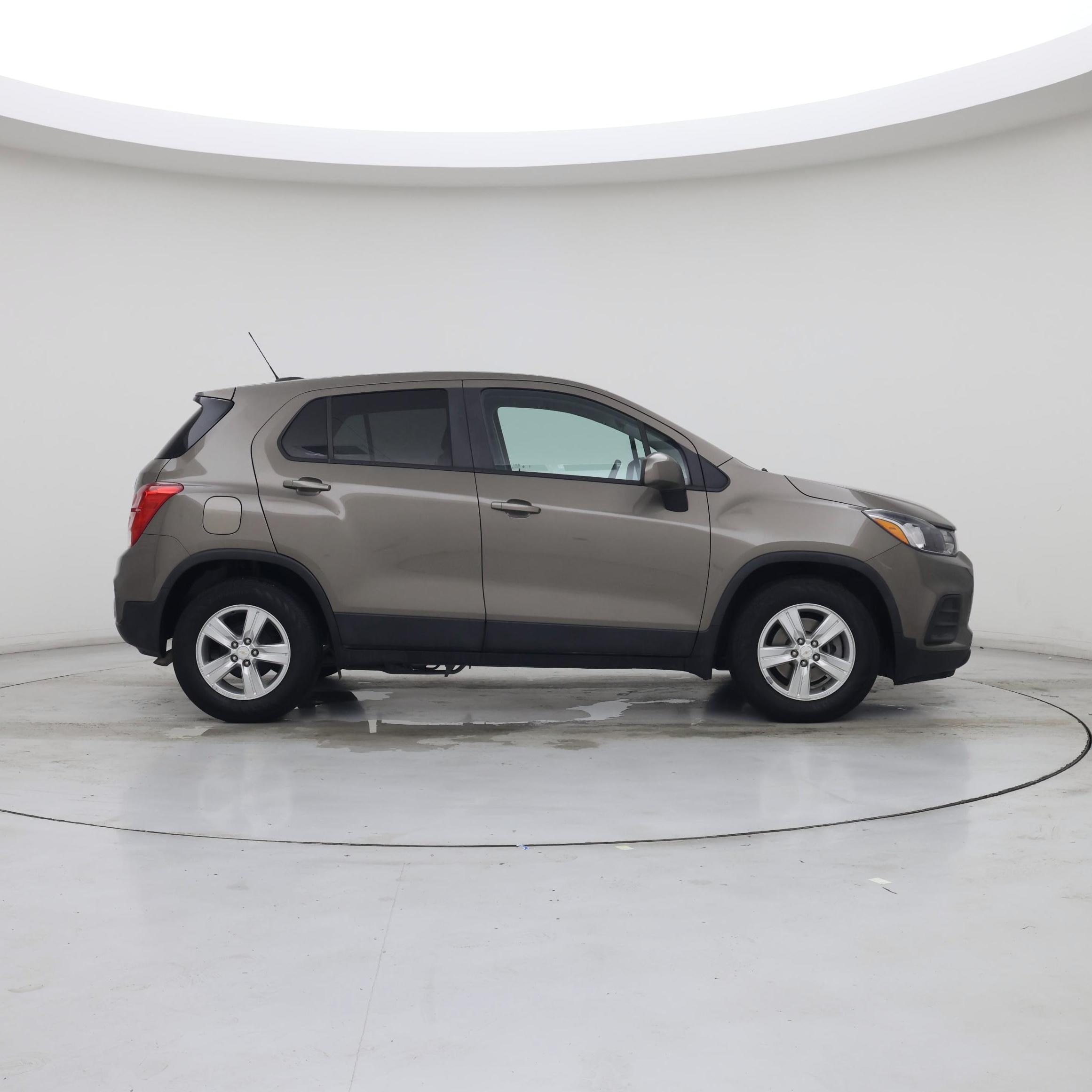 Thumbnail: 2022 Chevrolet Trax - 7