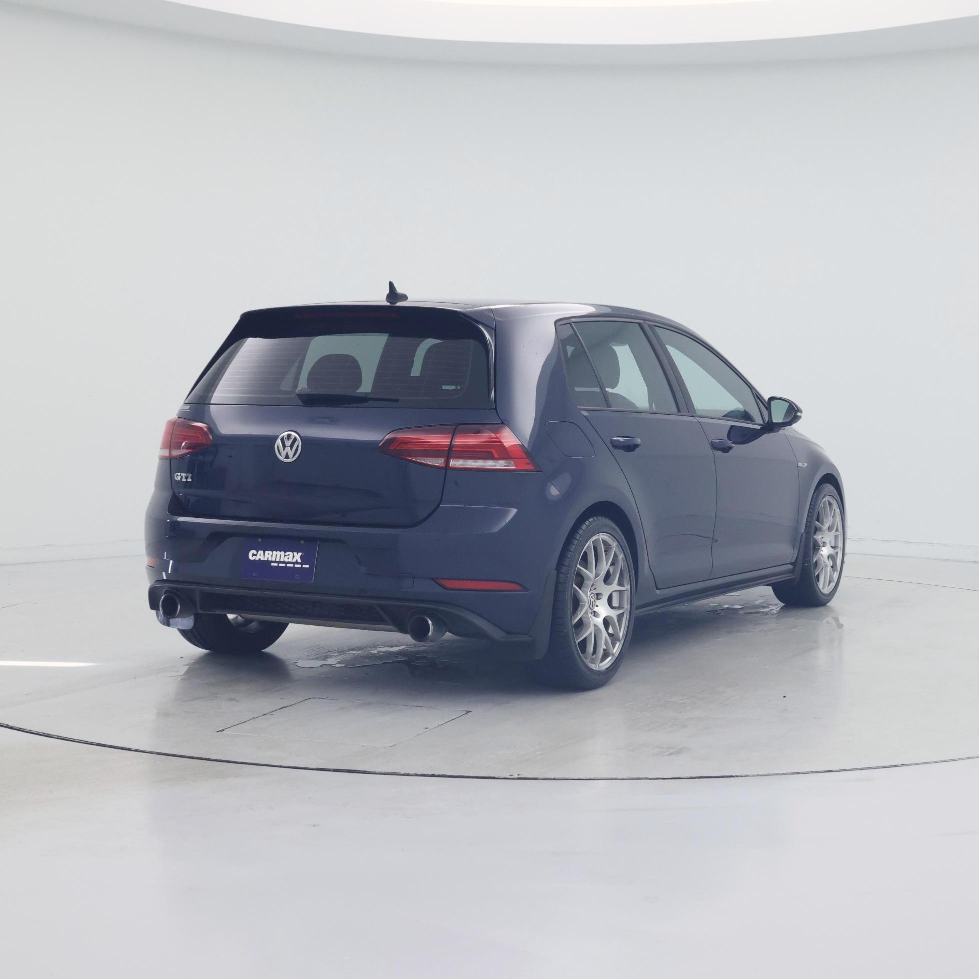 Thumbnail: 2018 Volkswagen Golf - 8