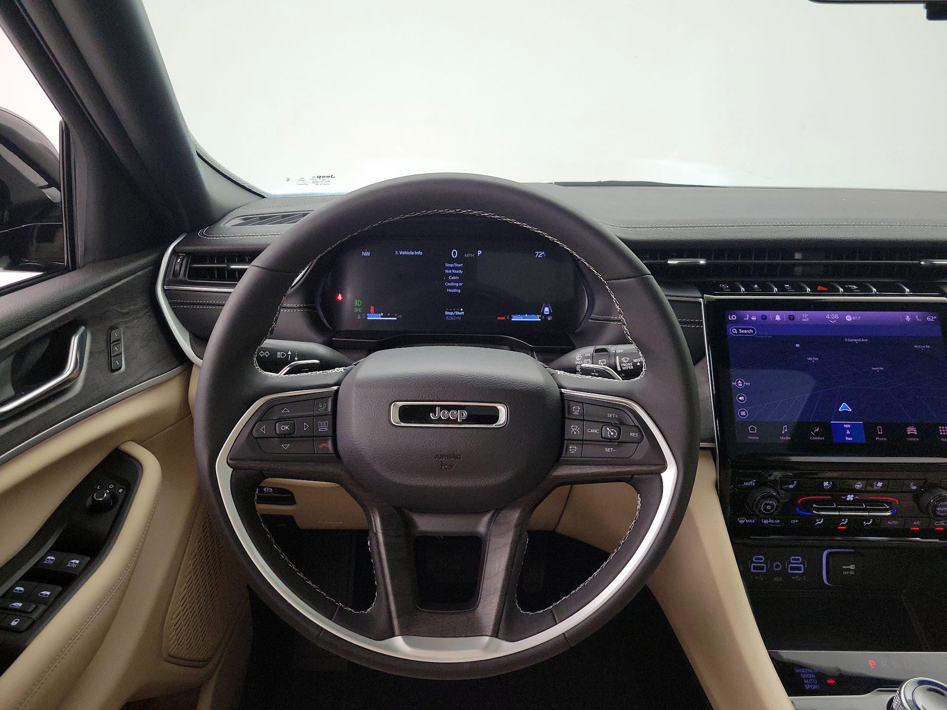 Thumbnail: 2025 Jeep Grand Cherokee - 10