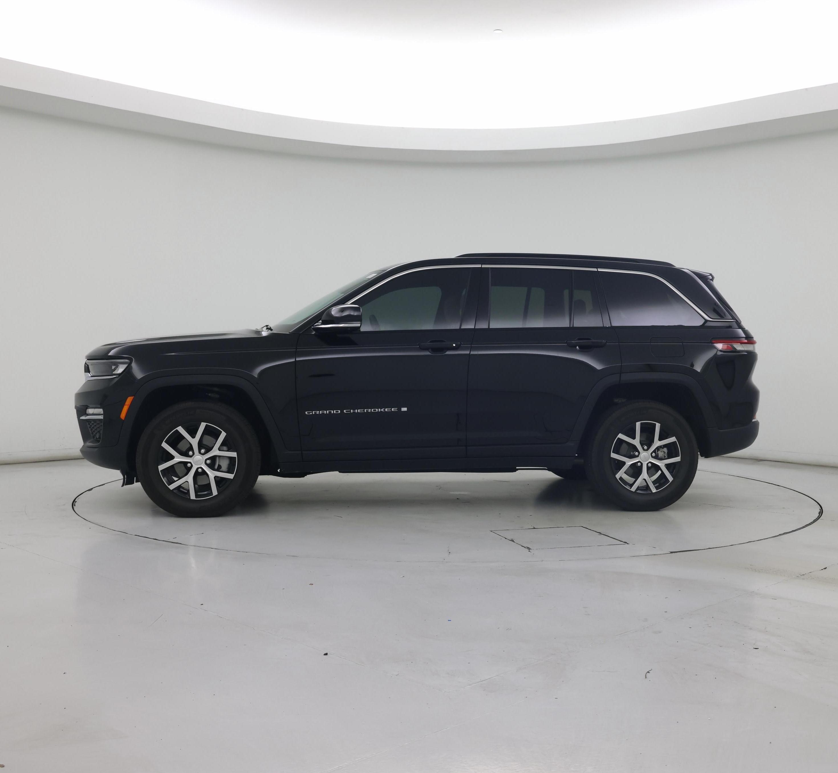 Thumbnail: 2025 Jeep Grand Cherokee - 3