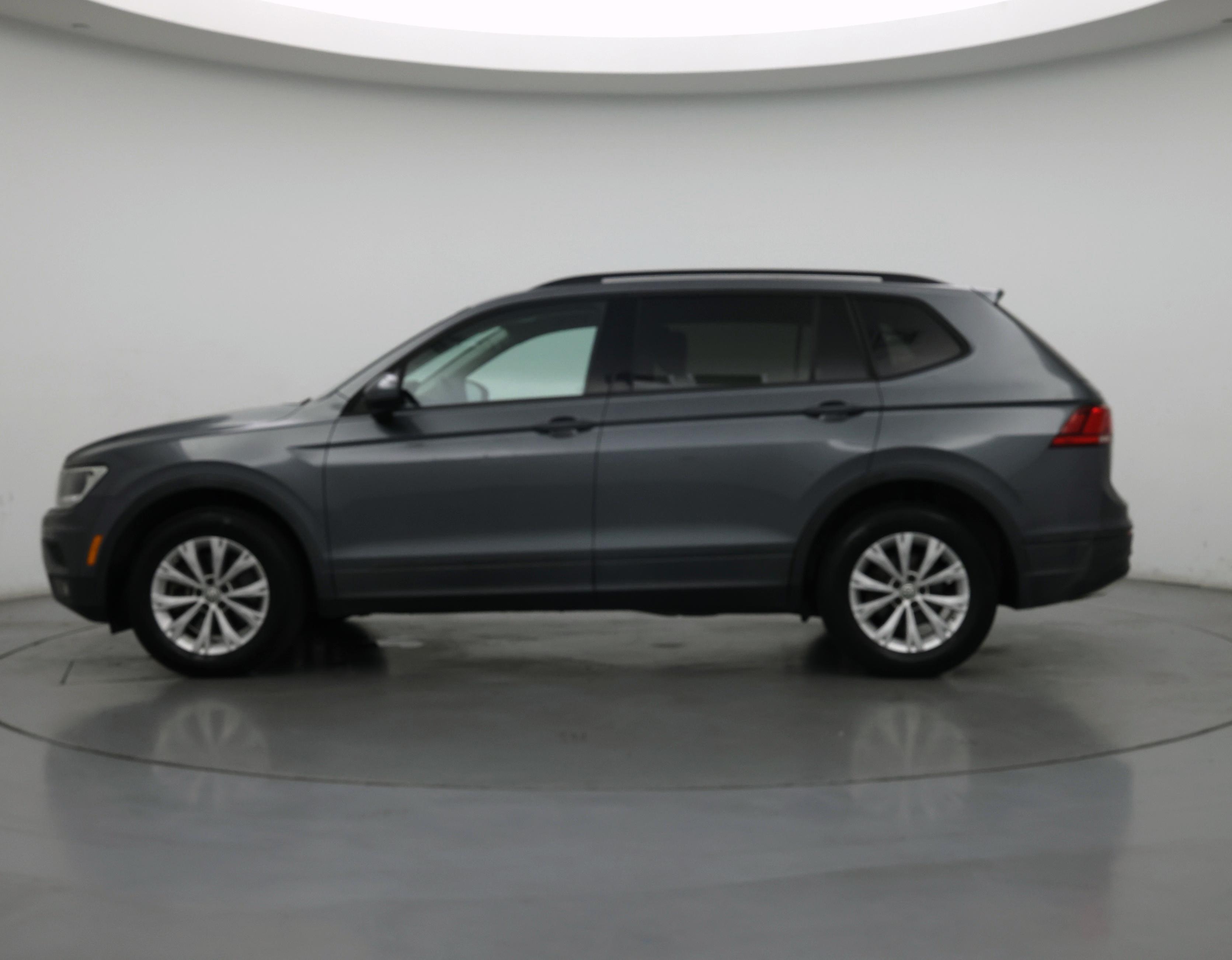 Thumbnail: 2018 Volkswagen Tiguan - 3