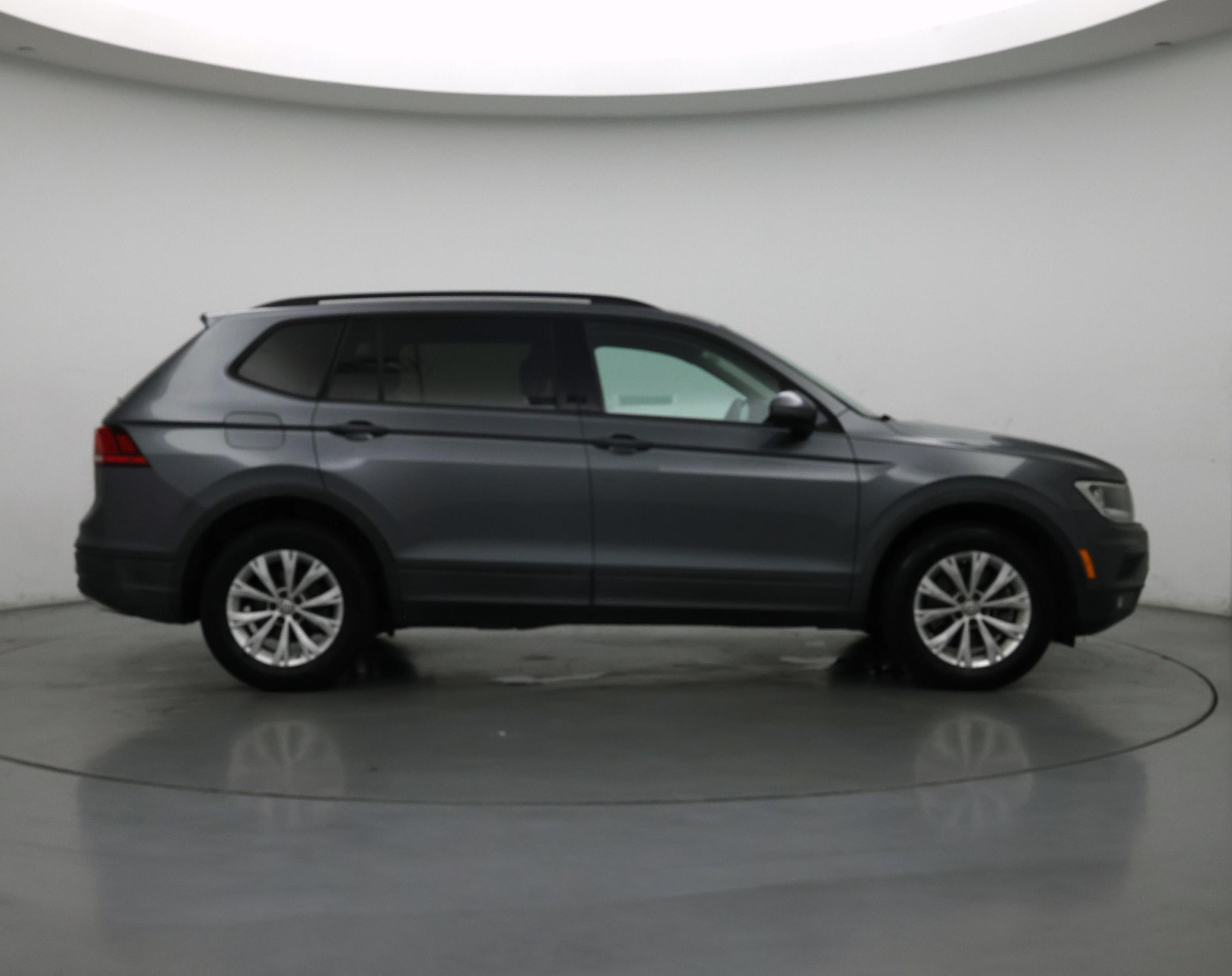 Thumbnail: 2018 Volkswagen Tiguan - 7