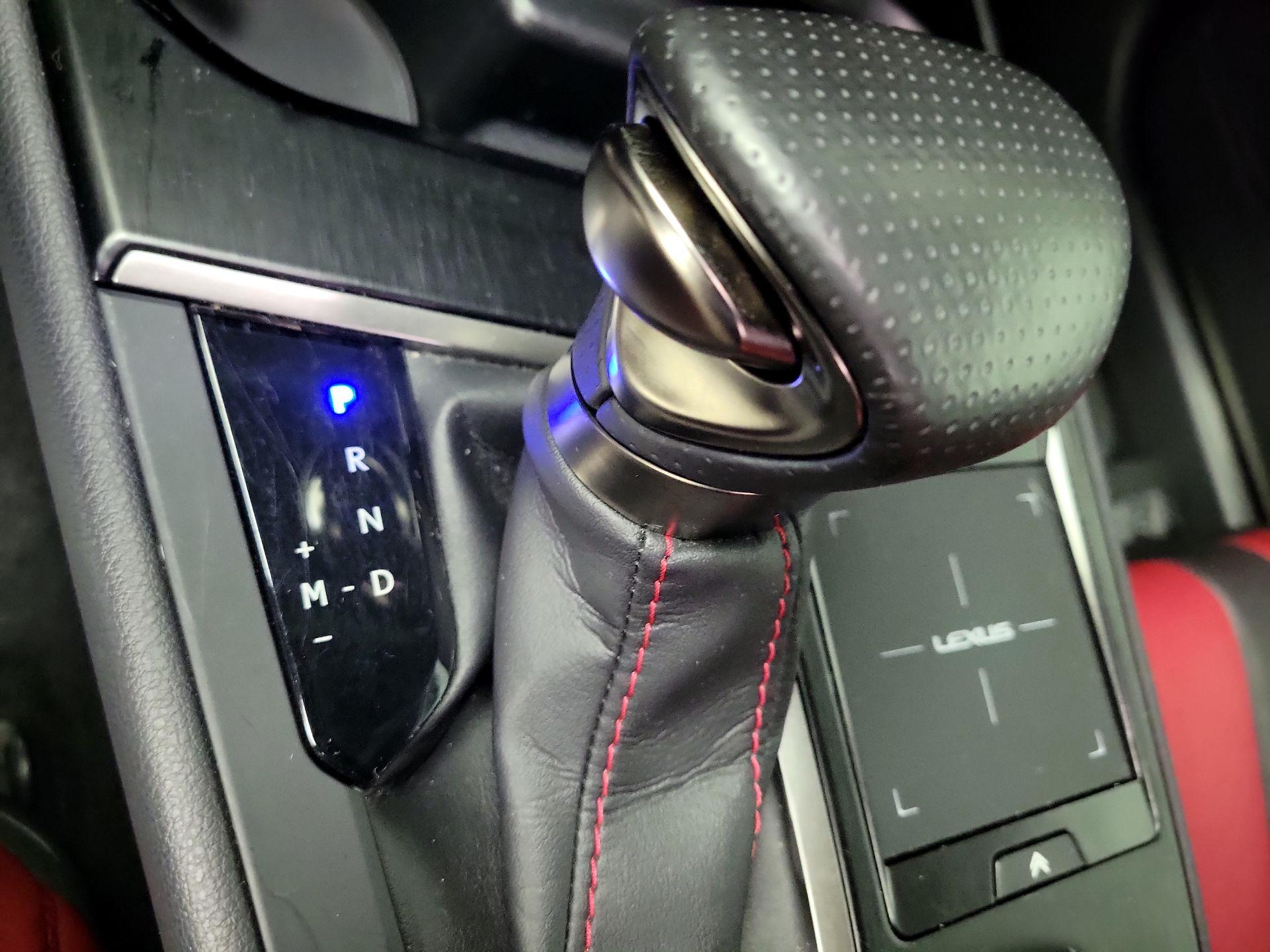 Thumbnail: 2022 Lexus UX - 16