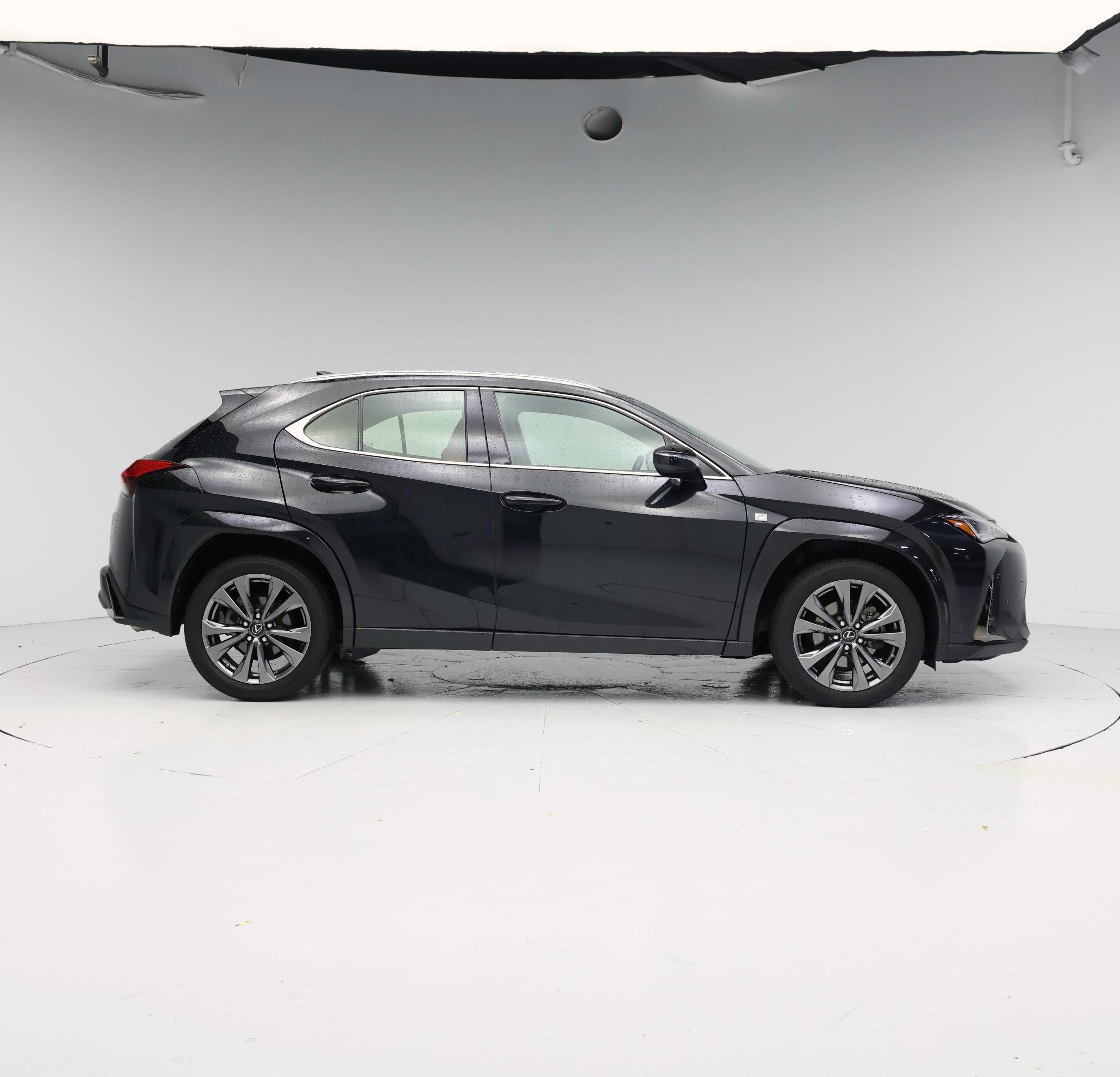 Thumbnail: 2022 Lexus UX - 7