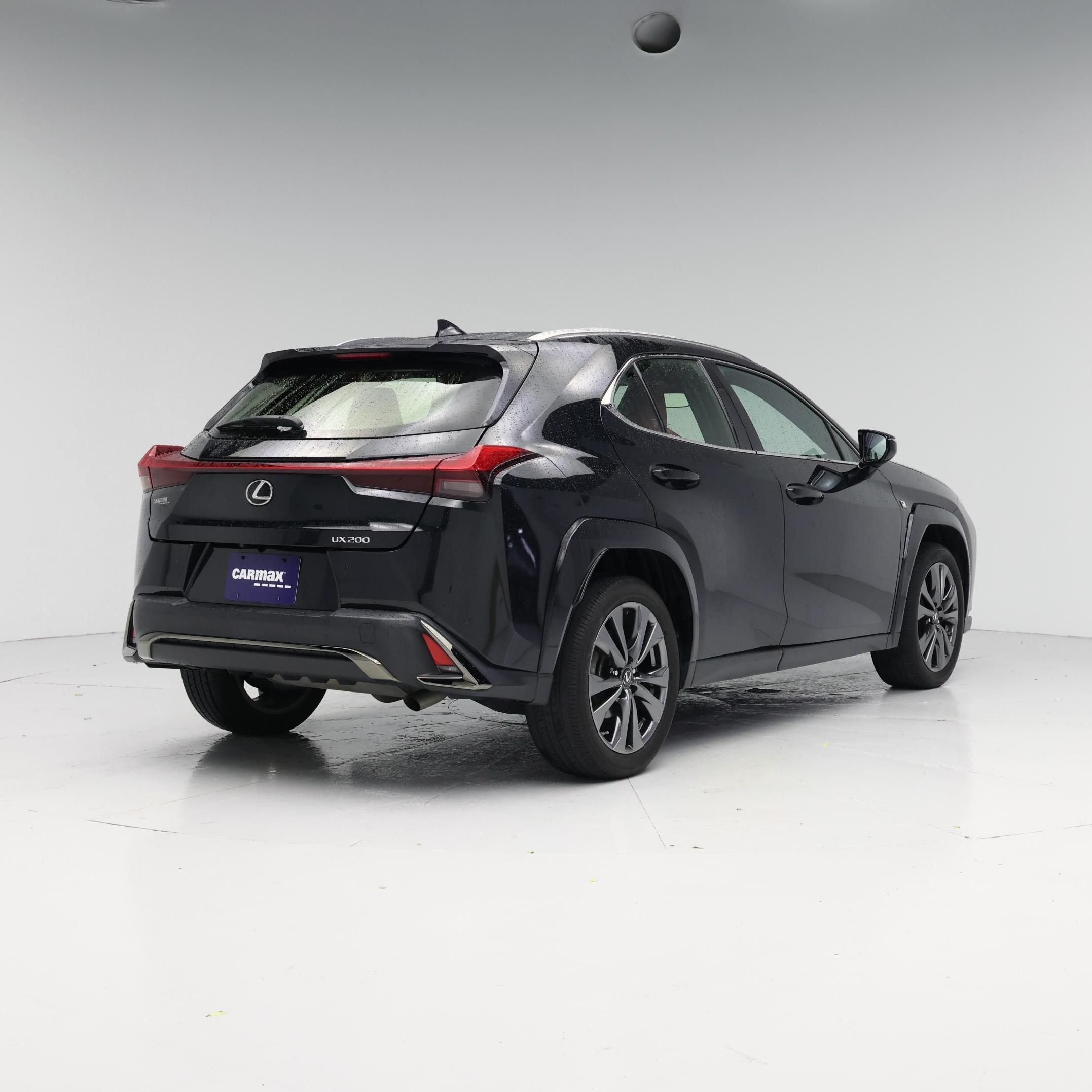 Thumbnail: 2022 Lexus UX - 8