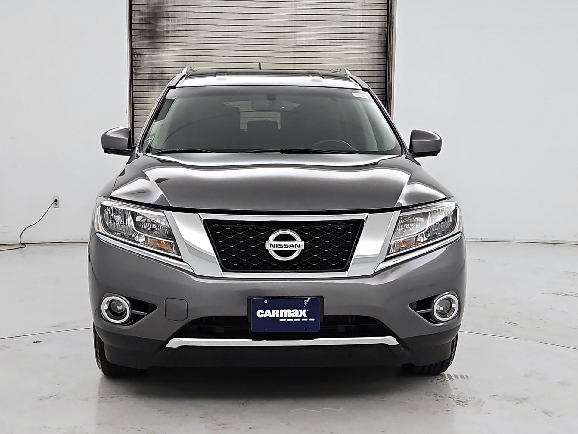 Thumbnail: 2015 Nissan Pathfinder - 2