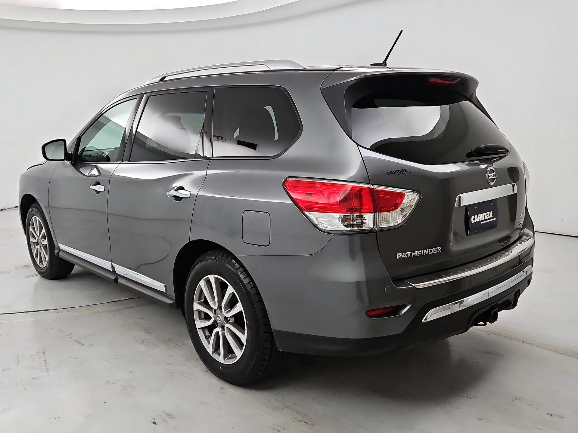 Thumbnail: 2015 Nissan Pathfinder - 7