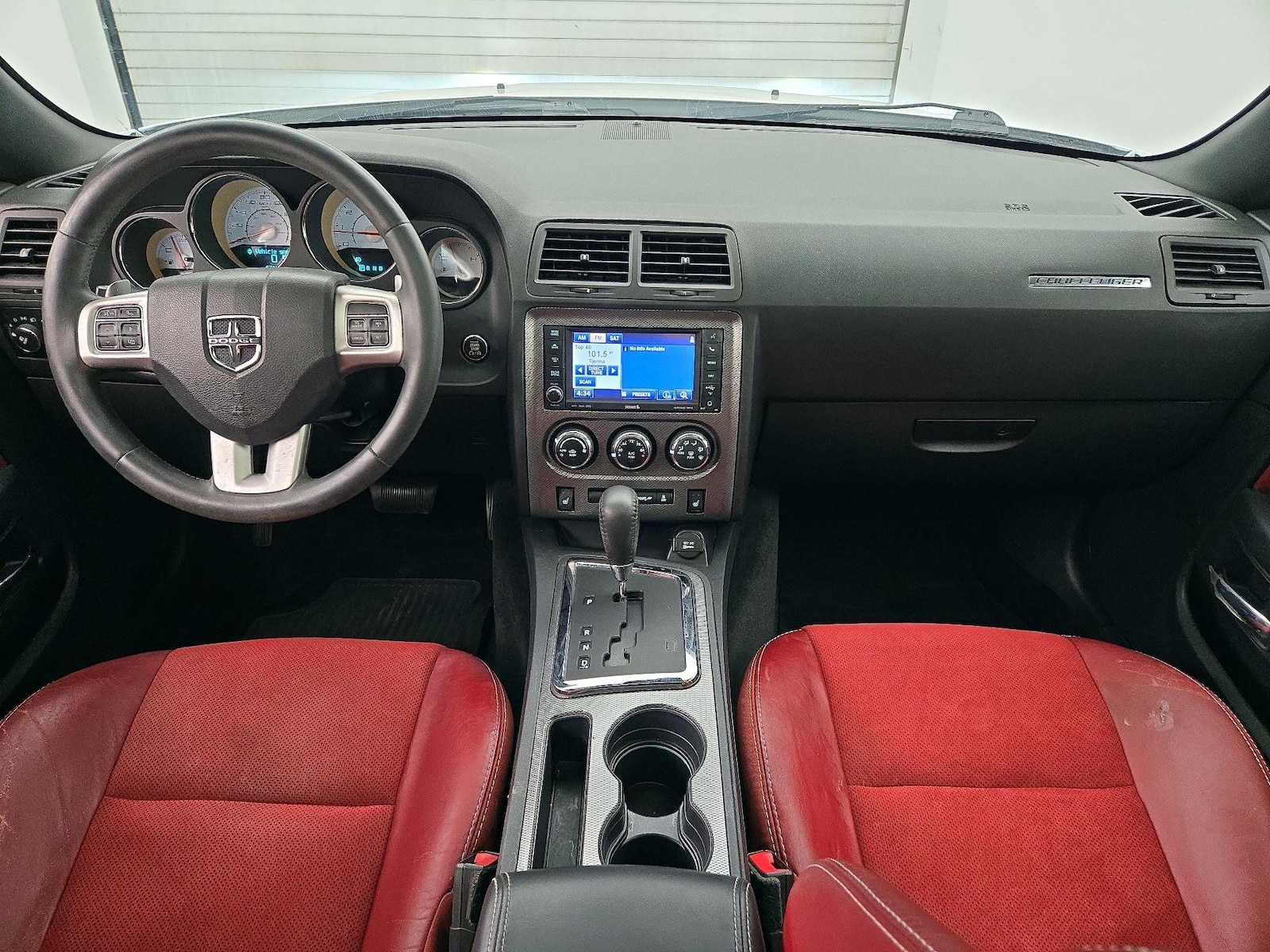 2014 Dodge Challenger R/T - Photo 10