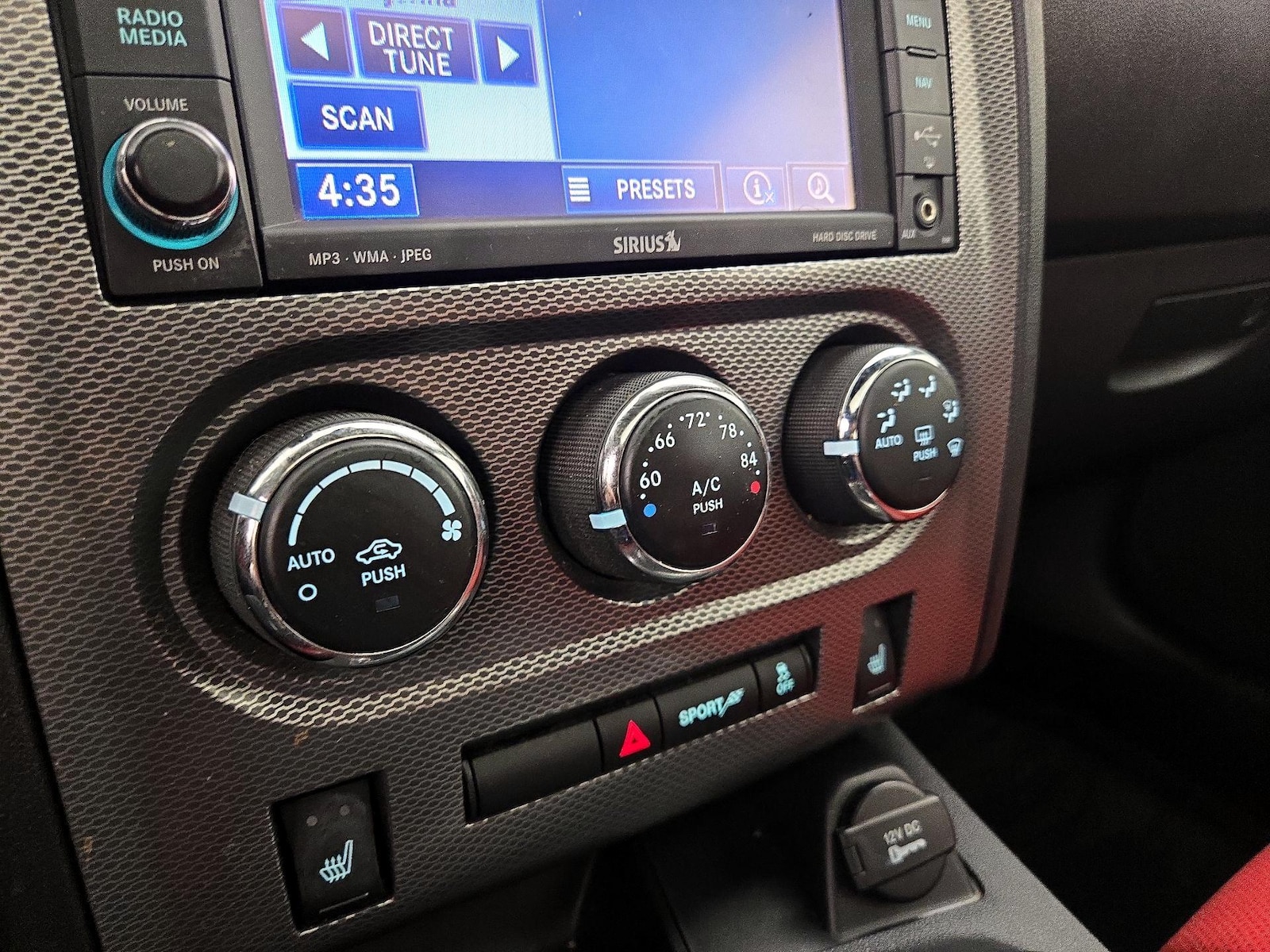 2014 Dodge Challenger R/T - Photo 16