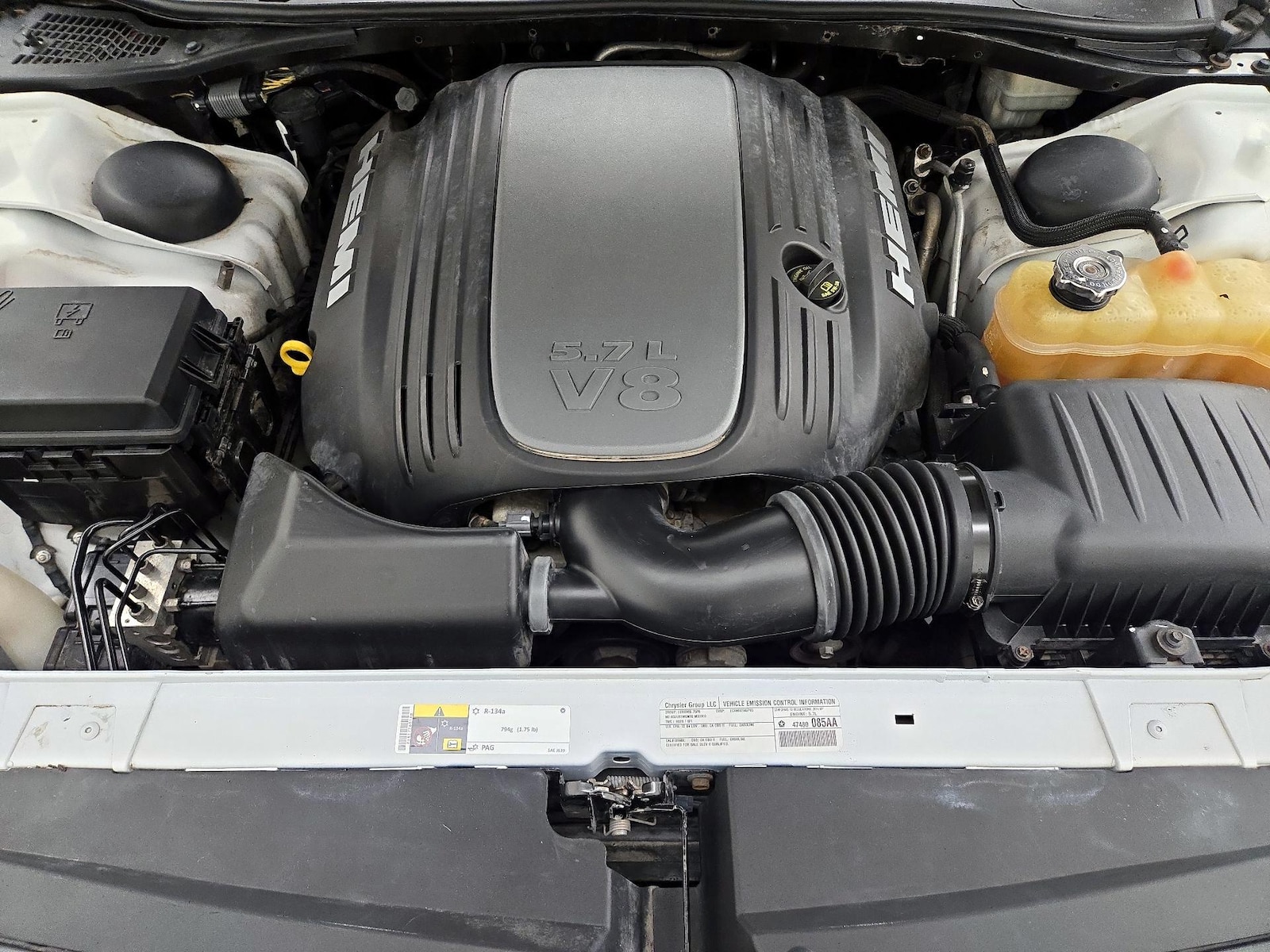2014 Dodge Challenger R/T - Photo 22