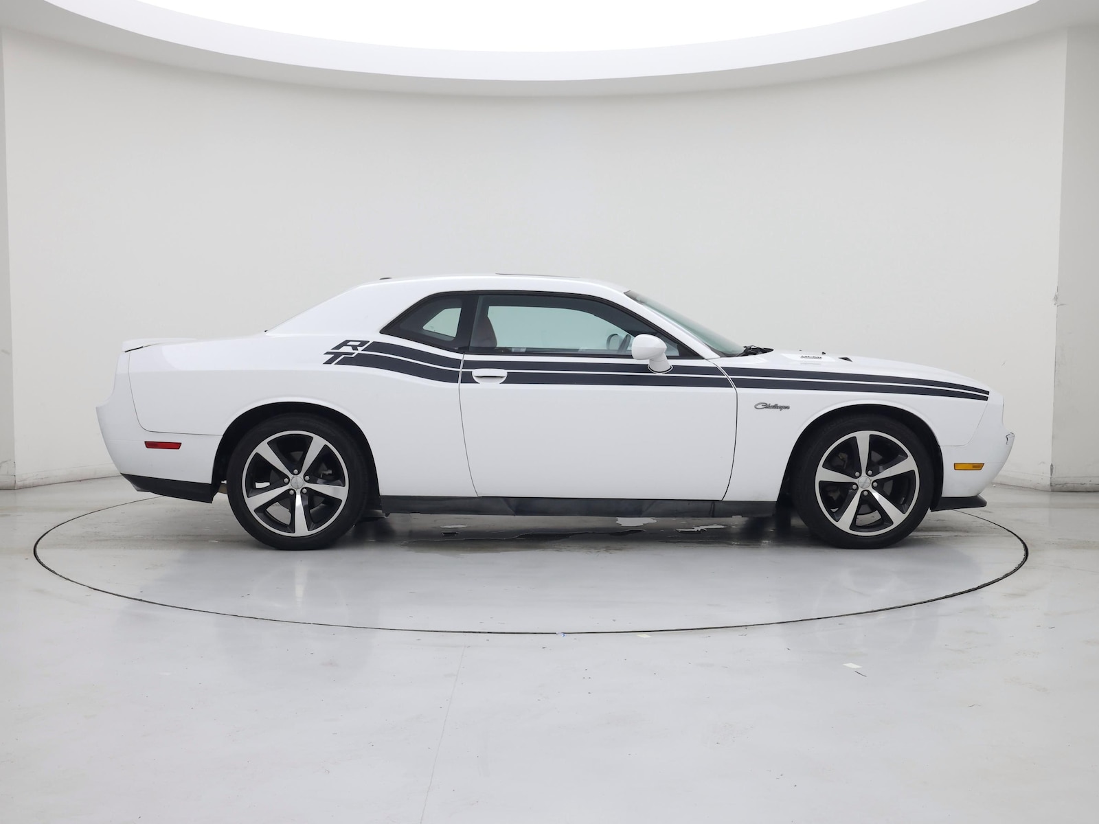 2014 Dodge Challenger R/T - Photo 8