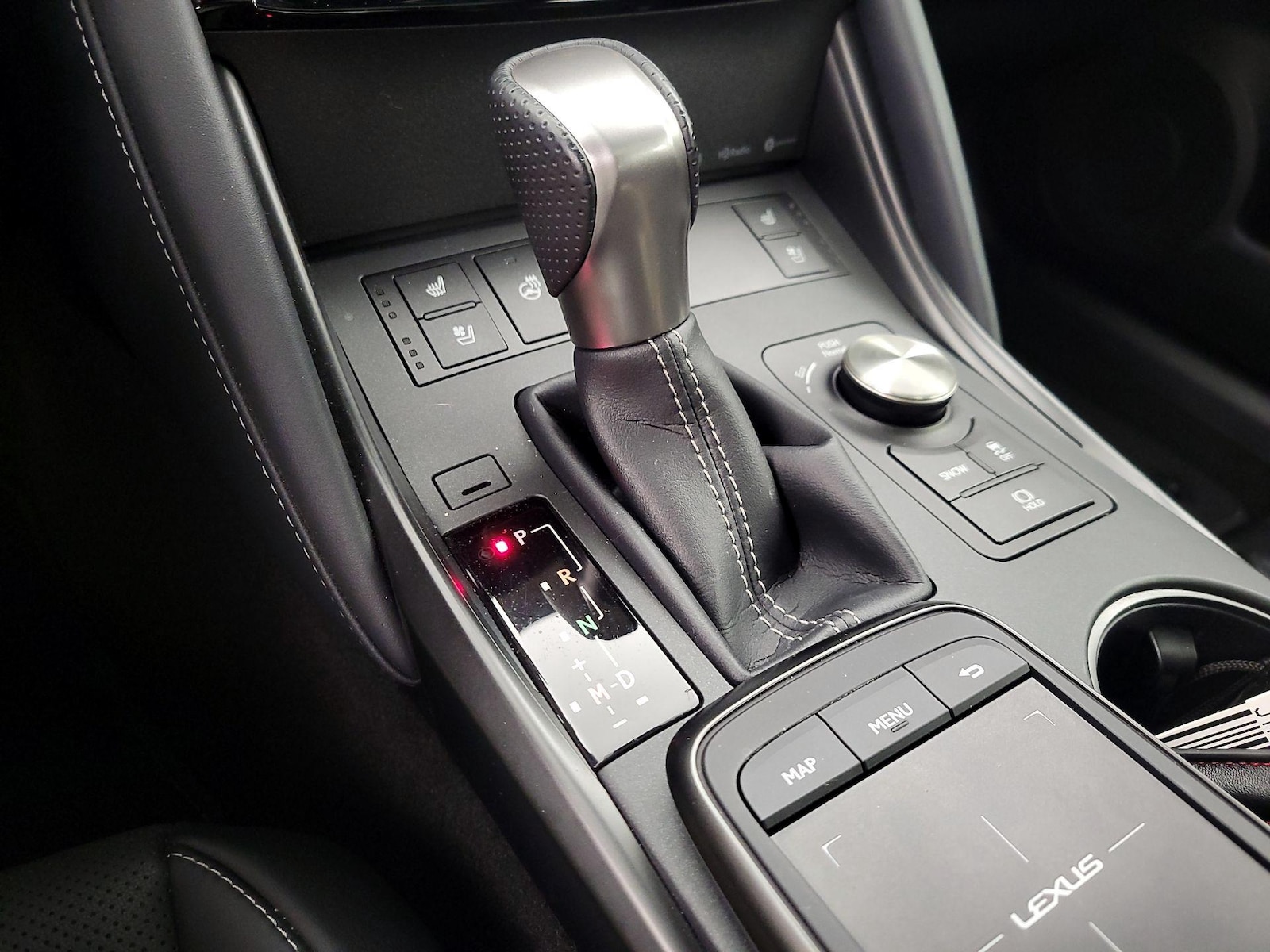 2024 Lexus IS 350 F SPORT - Photo 19